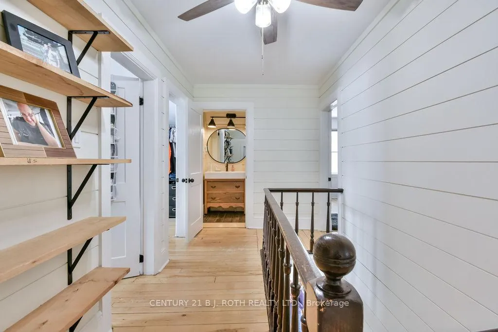 Photo 14 of 1153 Glengarry Landing Road S, Springwater, Rural Springwater — HOMEH