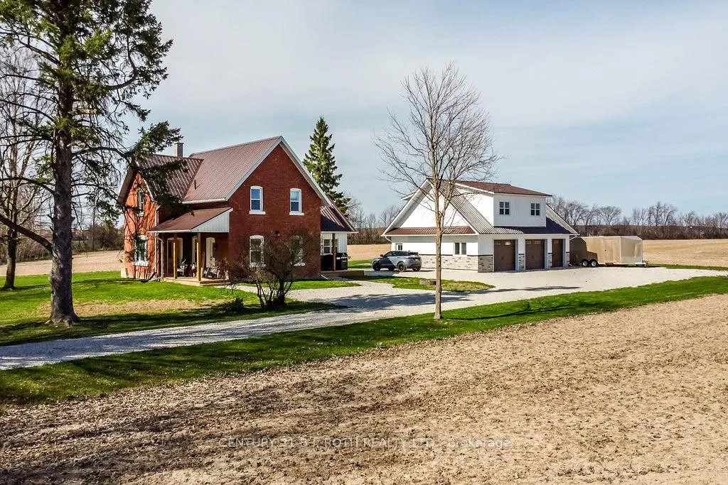 Photo 25 of 1153 Glengarry Landing Road S, Springwater, Rural Springwater — HOMEH