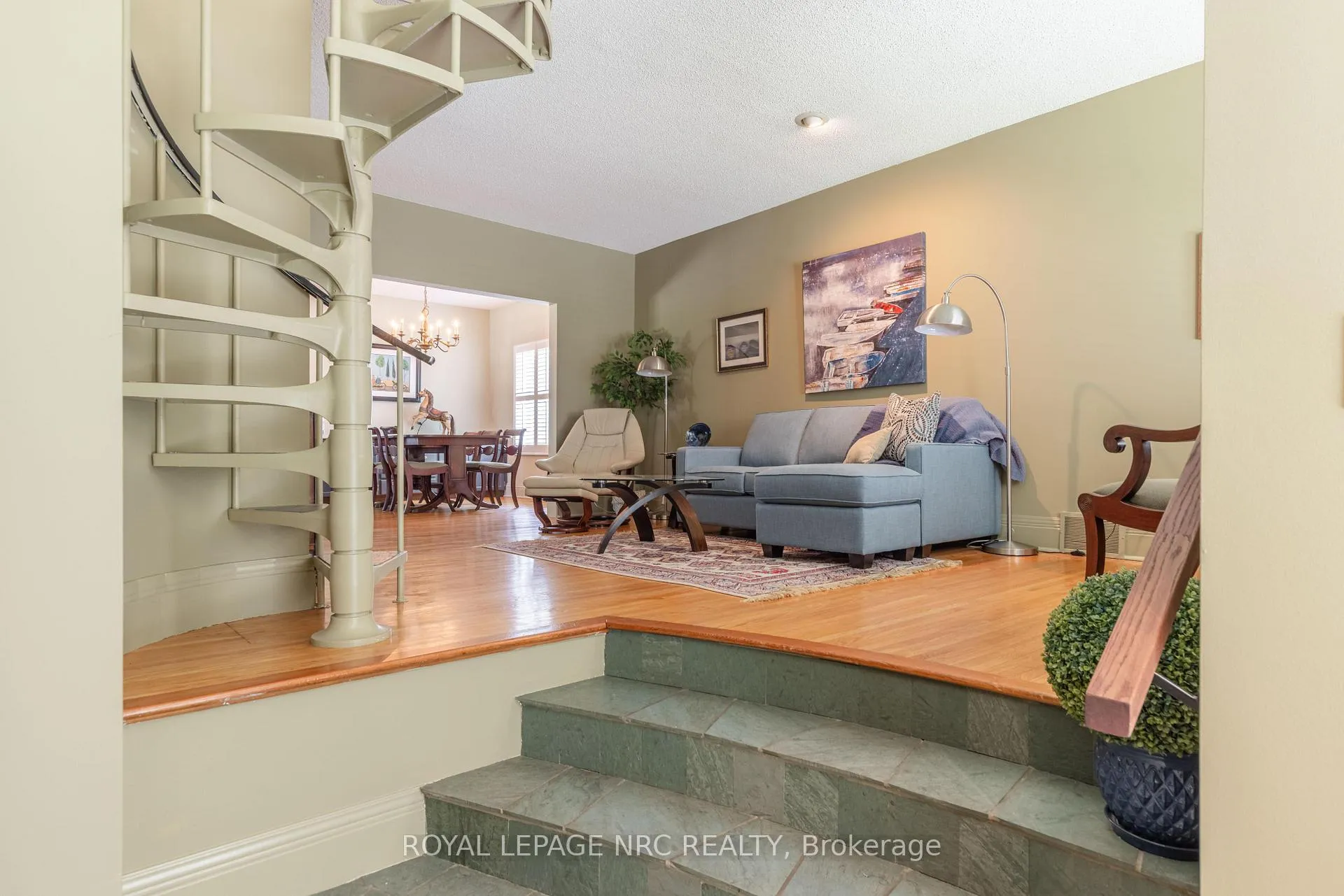 Photo 8 of 110 Highland Avenue, St. Catharines, Old Glenridge — HOMEH