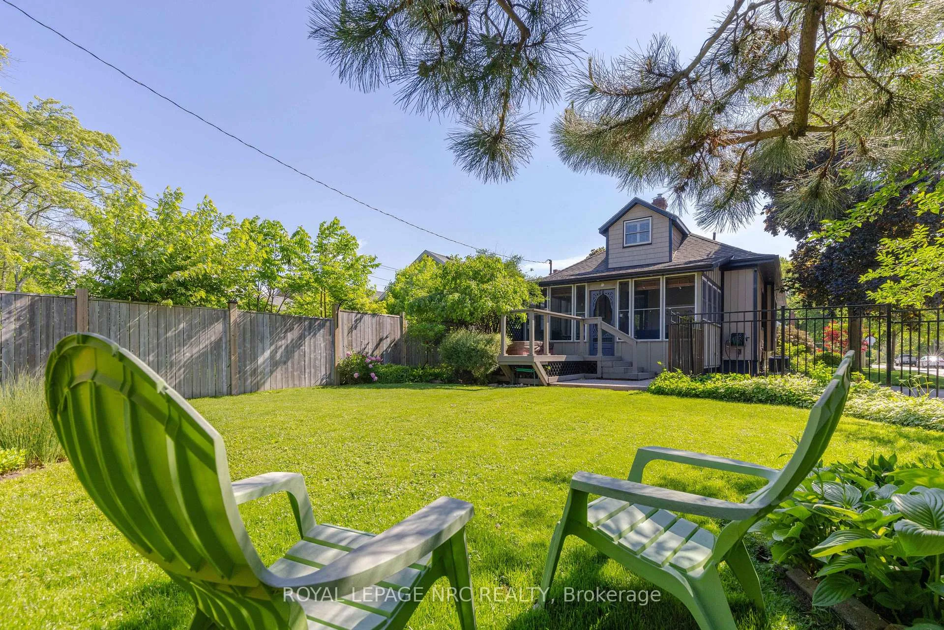 Photo 36 of 110 Highland Avenue, St. Catharines, Old Glenridge — HOMEH