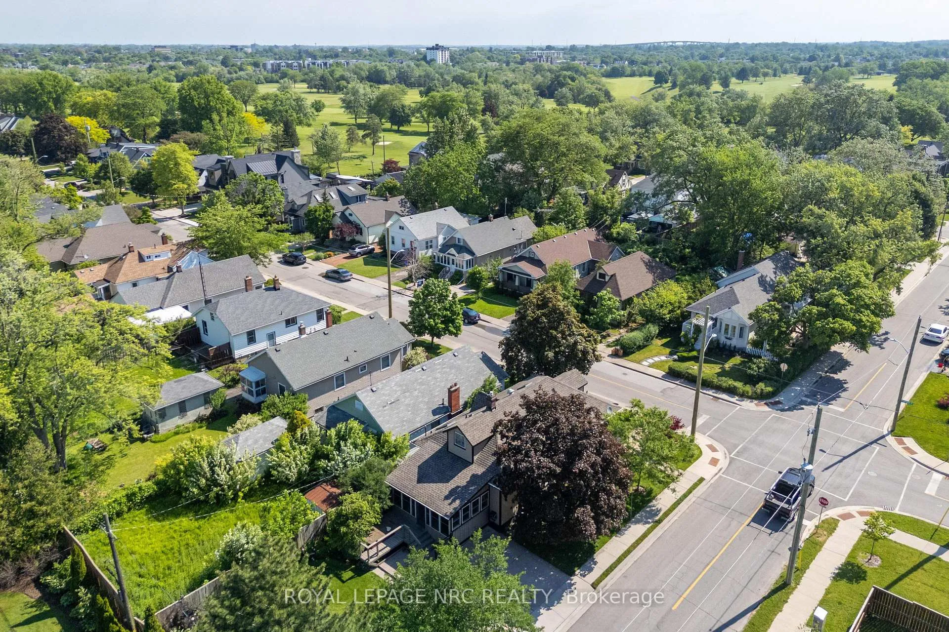 Photo 38 of 110 Highland Avenue, St. Catharines, Old Glenridge — HOMEH