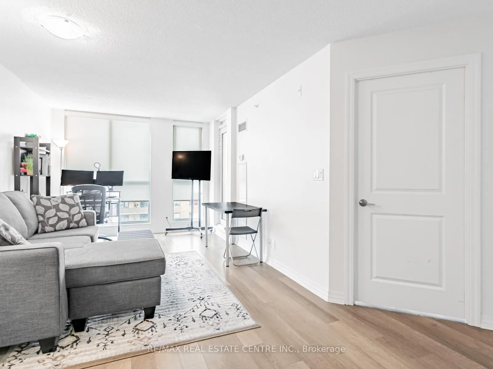 Photo 10 of Unit 720, 80 Esther Lorrie Drive, Etobicoke, West Humber-Clairville — HOMEH