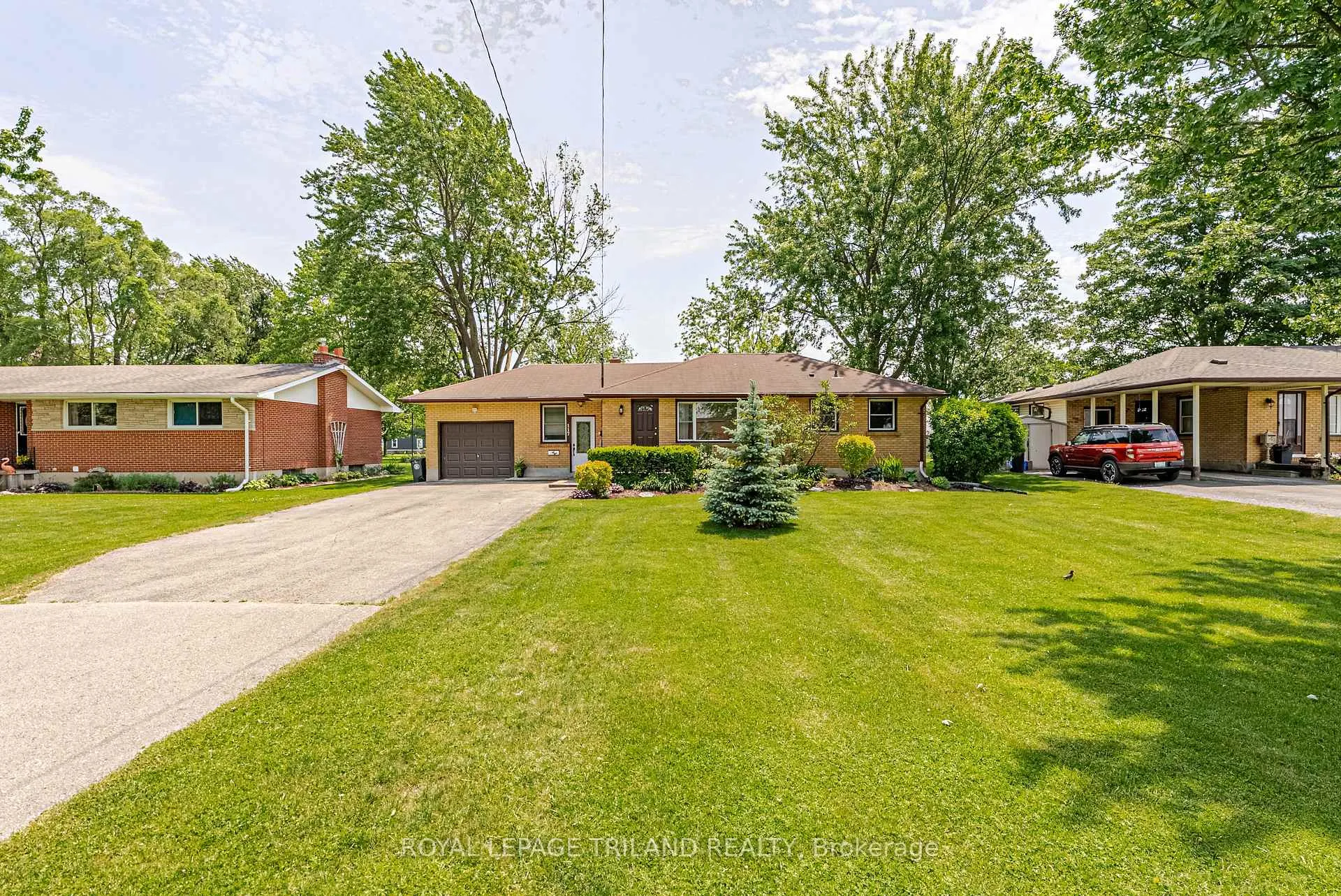 Photo 3 of 117 Seventh Avenue, Central Elgin, Belmont — HOMEH