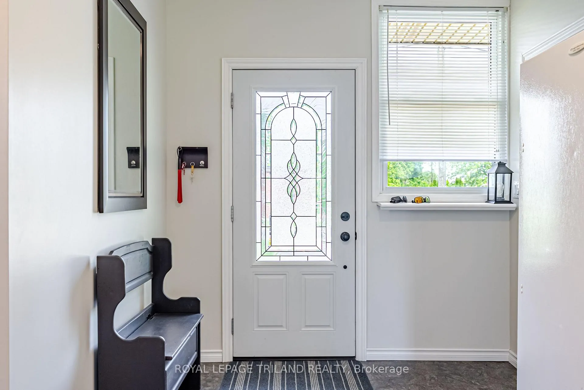 Photo 10 of 117 Seventh Avenue, Central Elgin, Belmont — HOMEH
