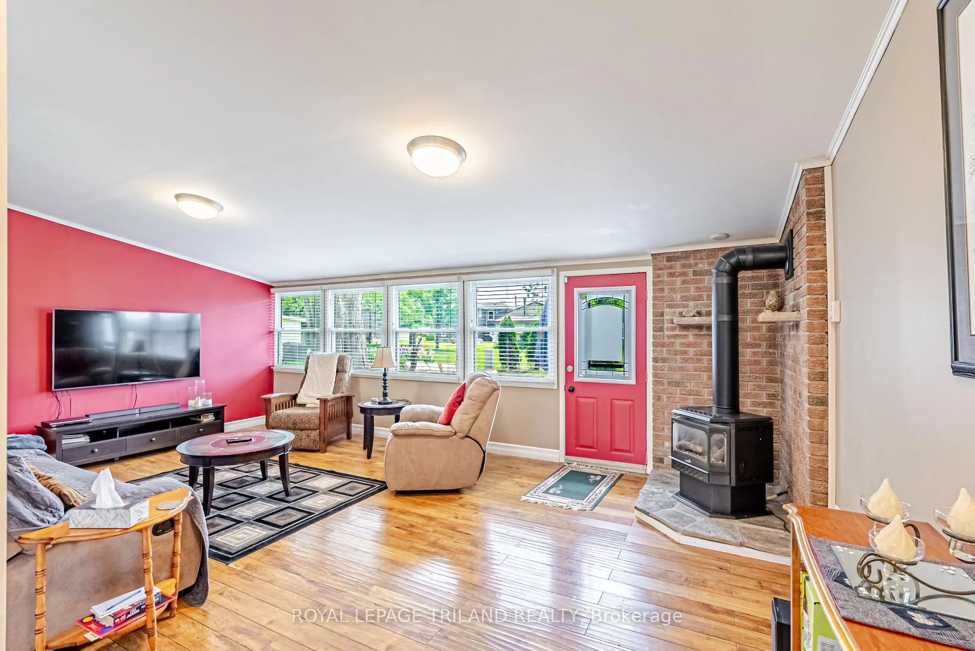 Photo 13 of 117 Seventh Avenue, Central Elgin, Belmont — HOMEH