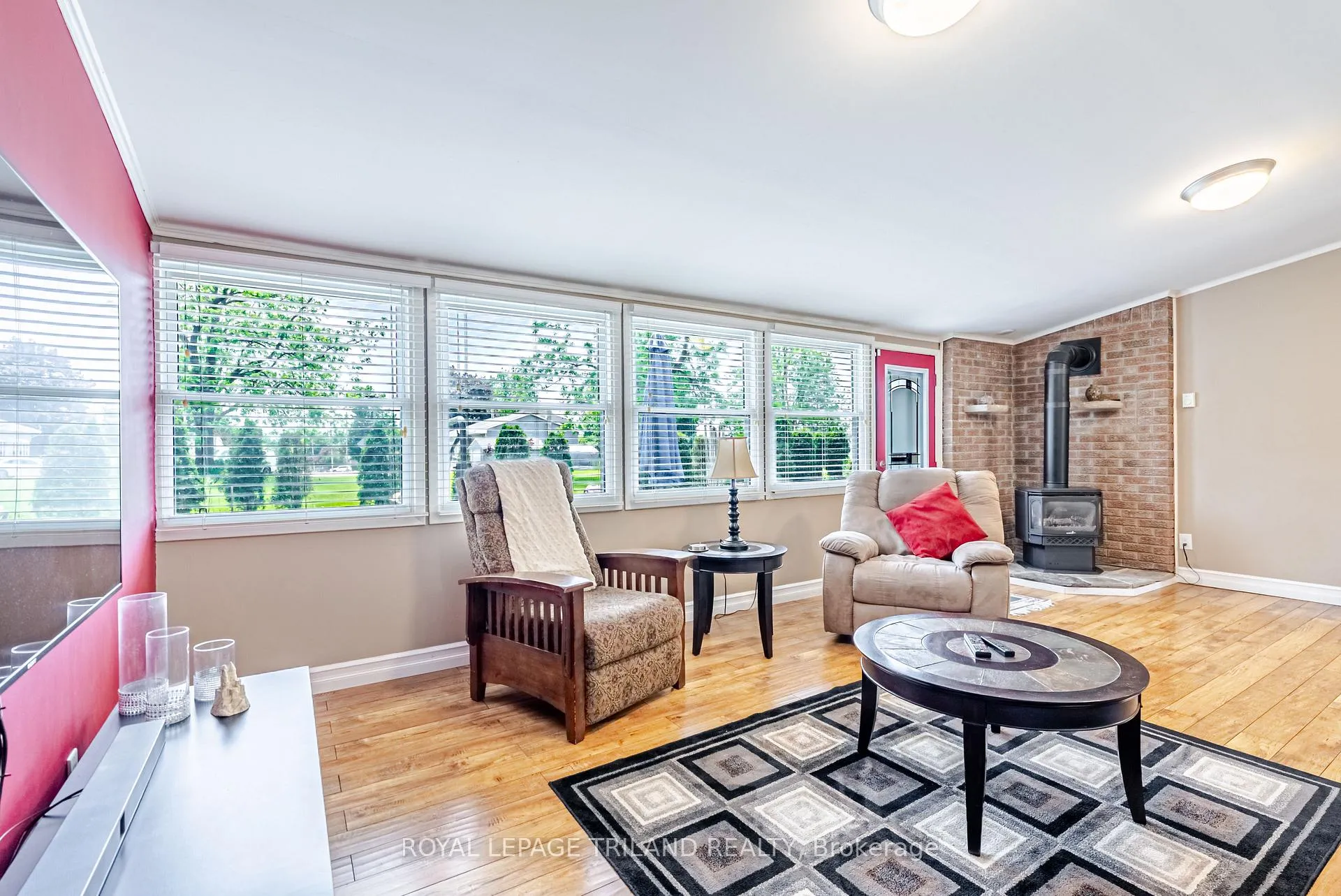 Photo 16 of 117 Seventh Avenue, Central Elgin, Belmont — HOMEH