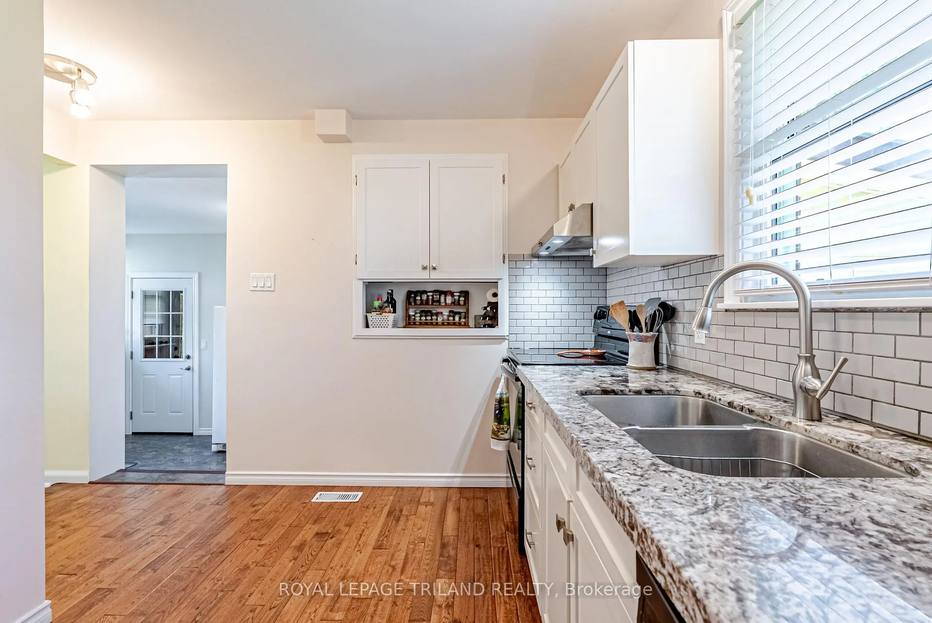 Photo 22 of 117 Seventh Avenue, Central Elgin, Belmont — HOMEH