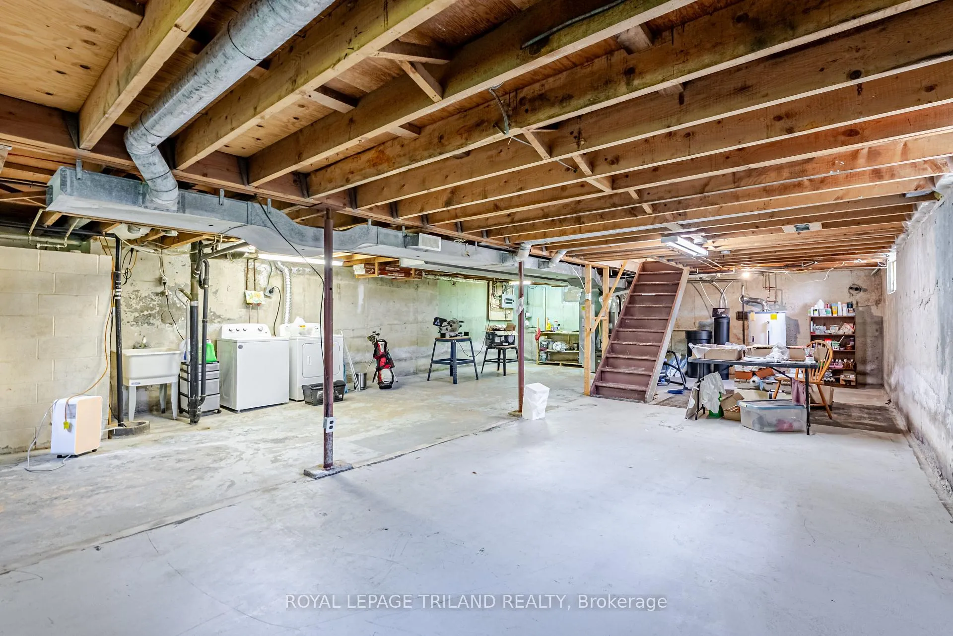 Photo 39 of 117 Seventh Avenue, Central Elgin, Belmont — HOMEH