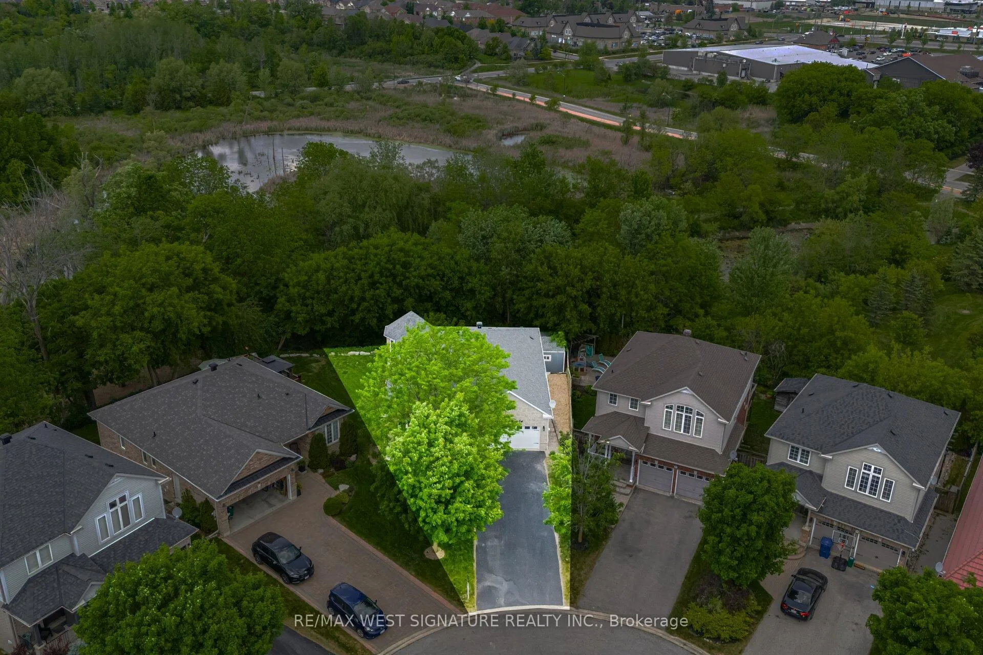 Photo 41 of 29 Willard Hunt Crescent, King, Schomberg — HOMEH