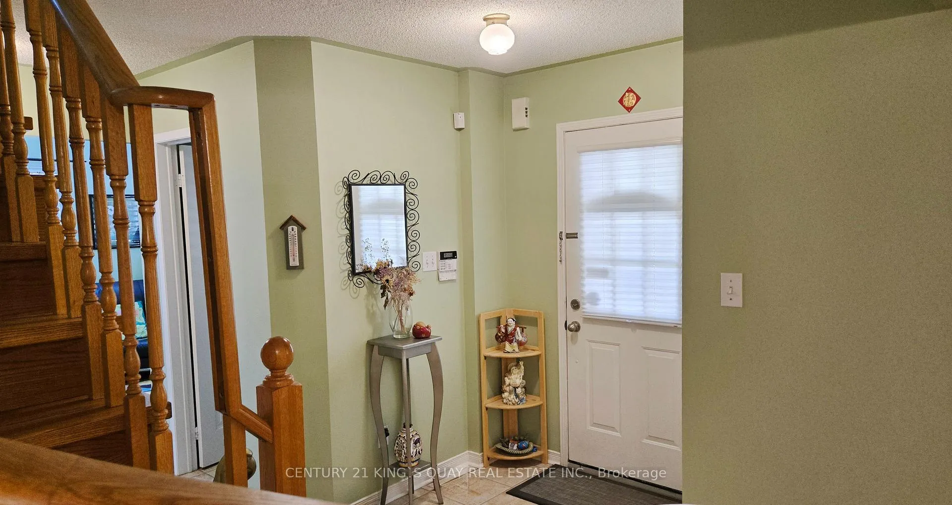 Photo 4 of 1 Ostick Street, Aurora, Bayview Wellington — HOMEH