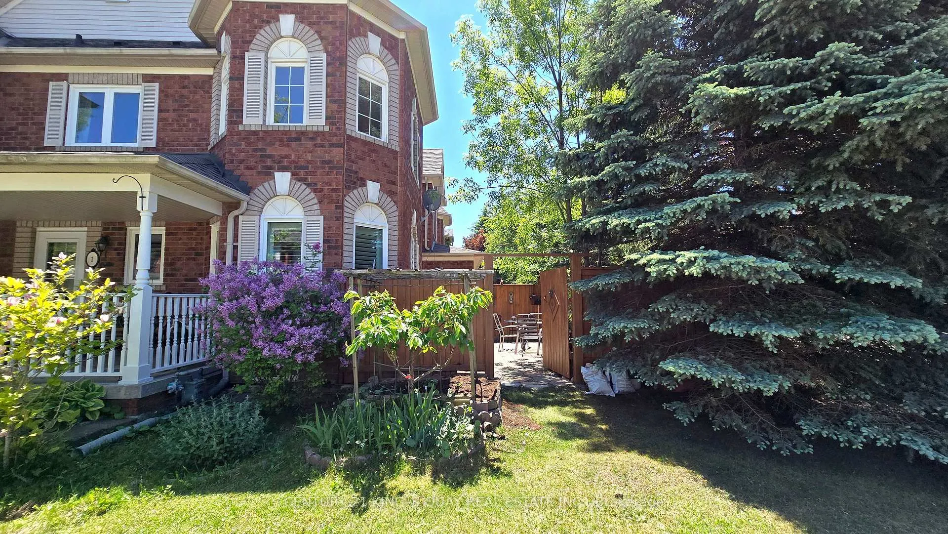 Photo 30 of 1 Ostick Street, Aurora, Bayview Wellington — HOMEH