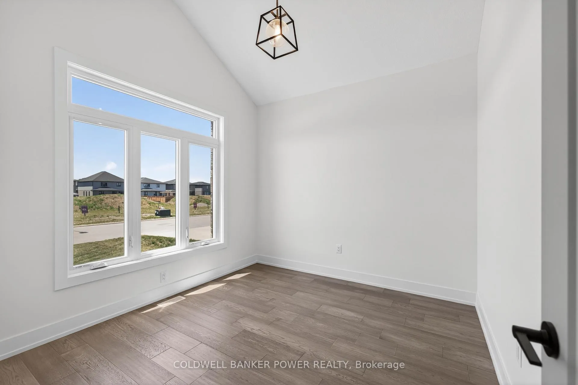 Photo 7 of 36 Kelly Drive, Zorra, Thamesford — HOMEH