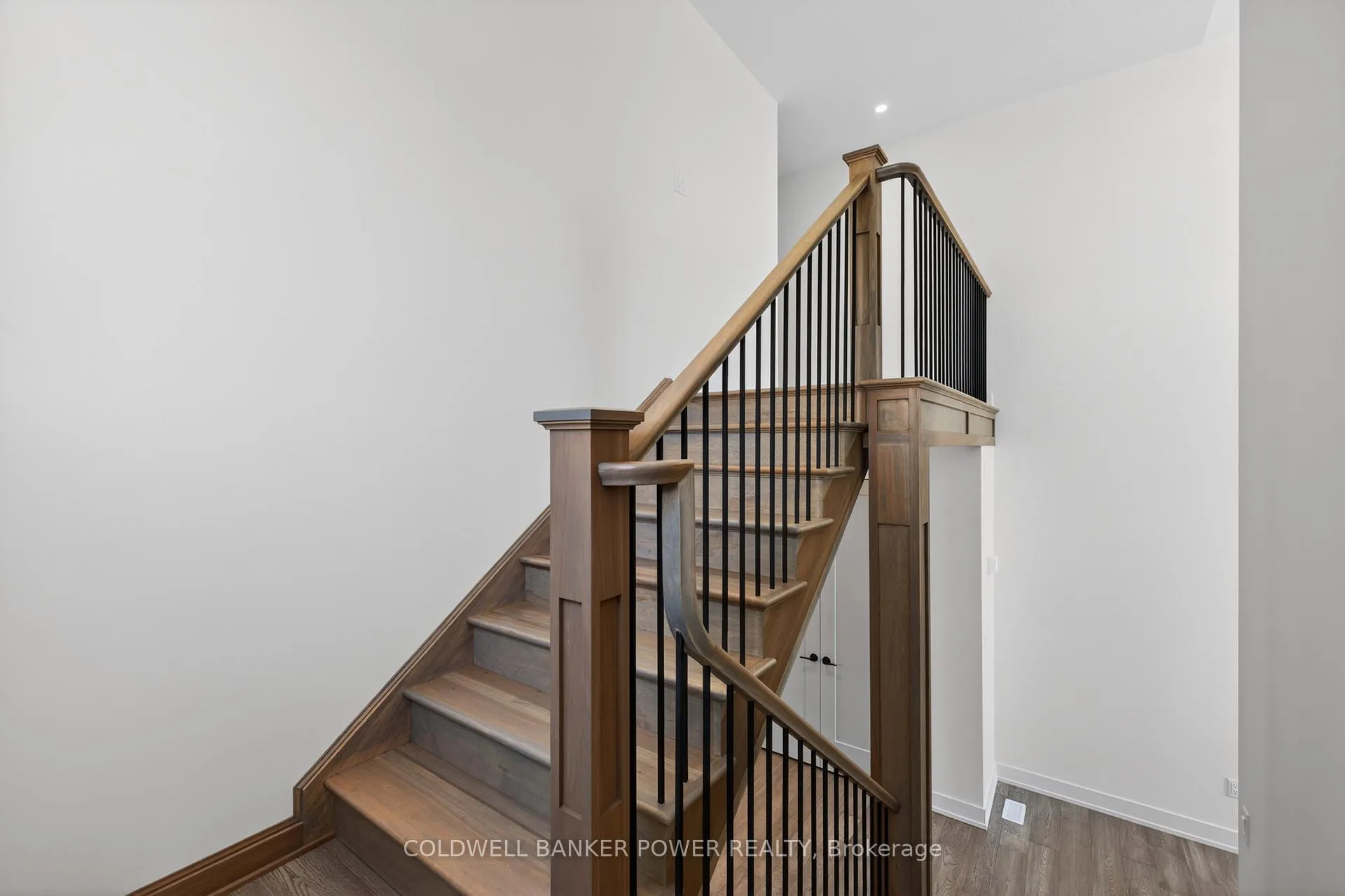 Photo 25 of 36 Kelly Drive, Zorra, Thamesford — HOMEH