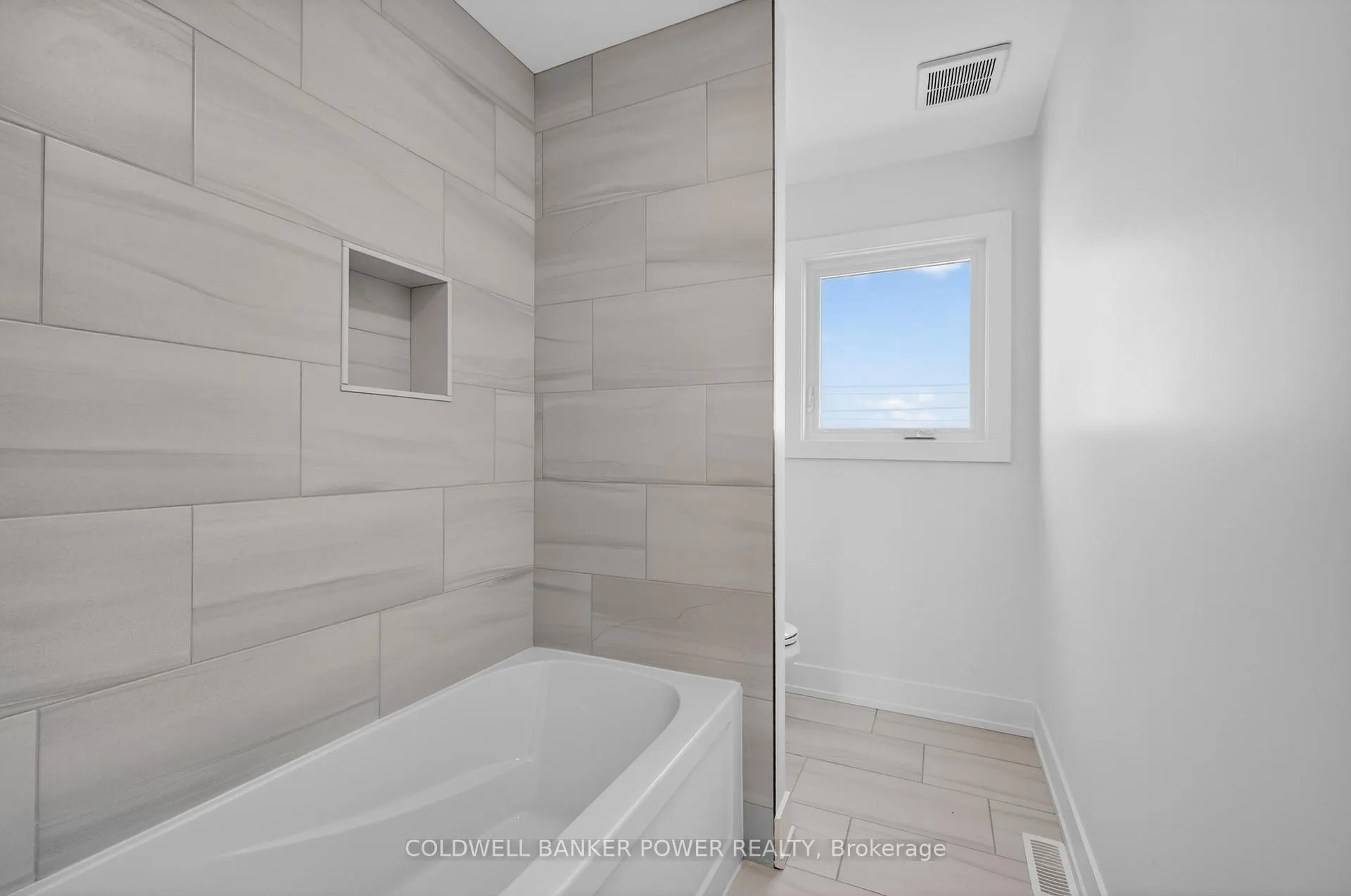 Photo 43 of 36 Kelly Drive, Zorra, Thamesford — HOMEH