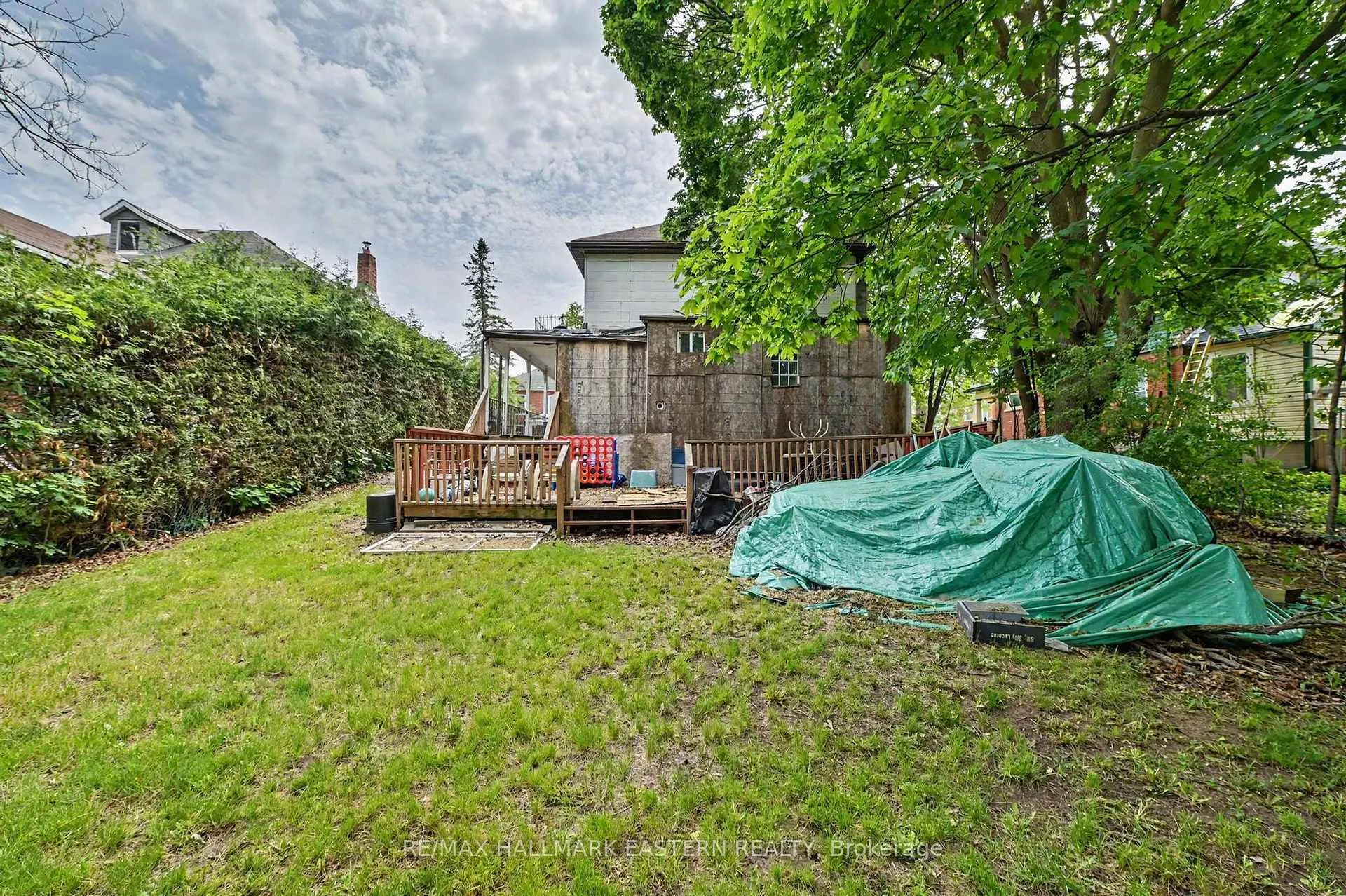 Photo 31 of 16 Holloway Street, Belleville, Belleville Ward — HOMEH