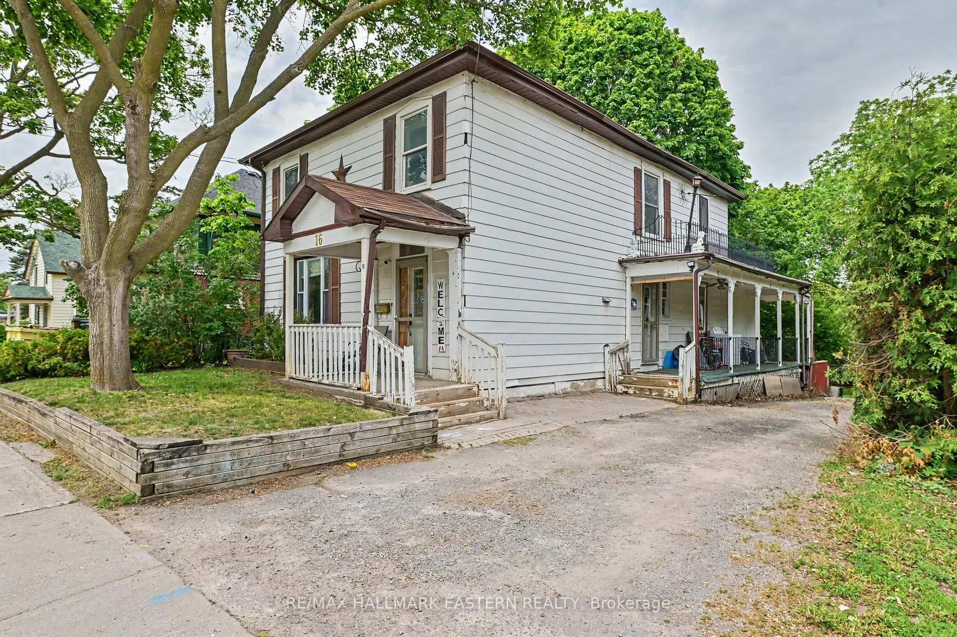 Photo 33 of 16 Holloway Street, Belleville, Belleville Ward — HOMEH