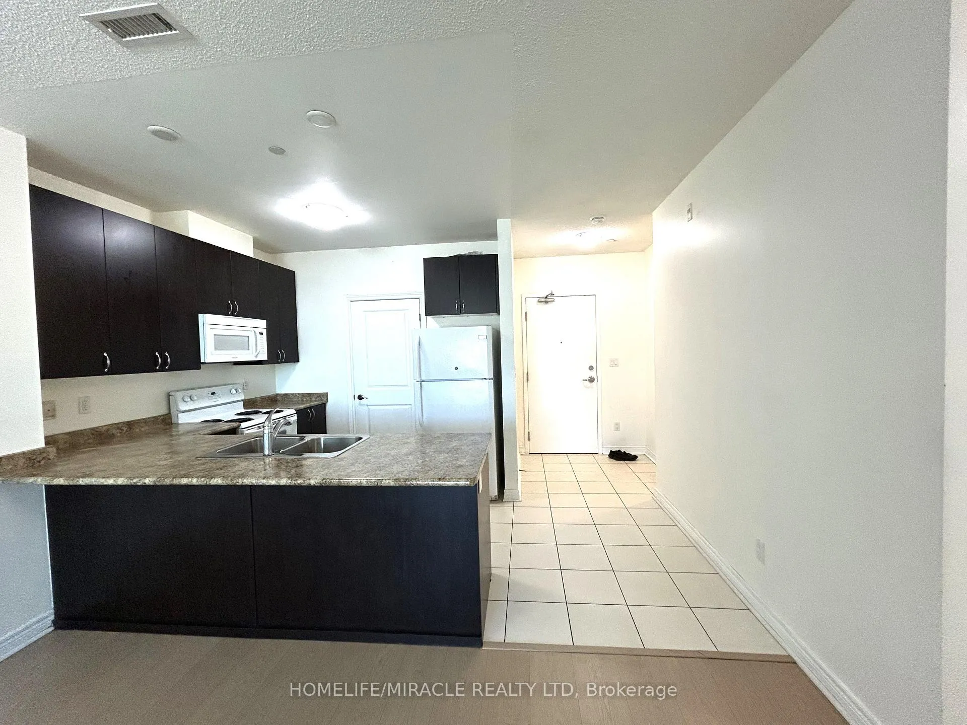 Photo 11 of Unit 423, 7400 Markham Road, Markham, Middlefield — HOMEH