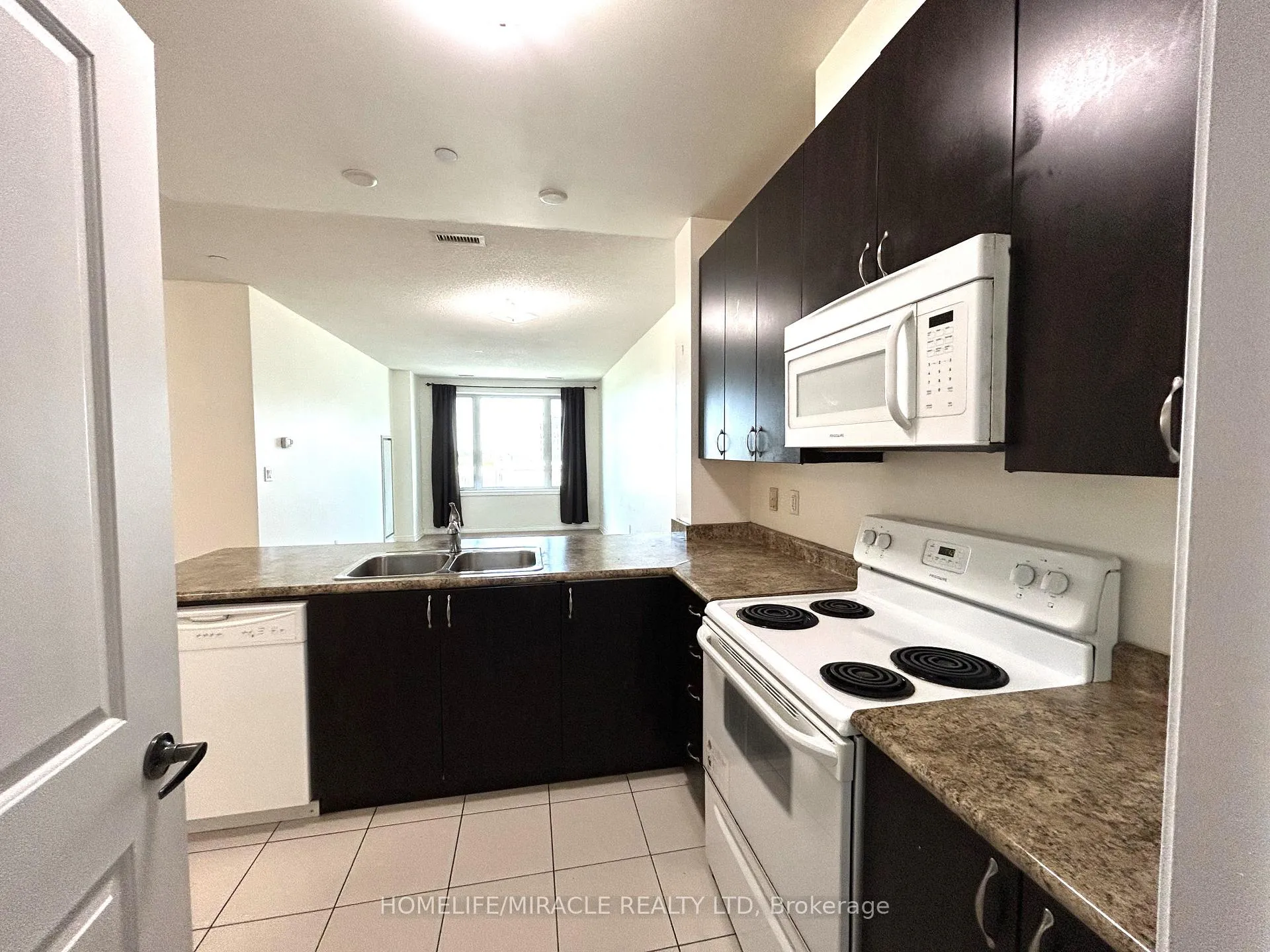 Photo 10 of Unit 423, 7400 Markham Road, Markham, Middlefield — HOMEH