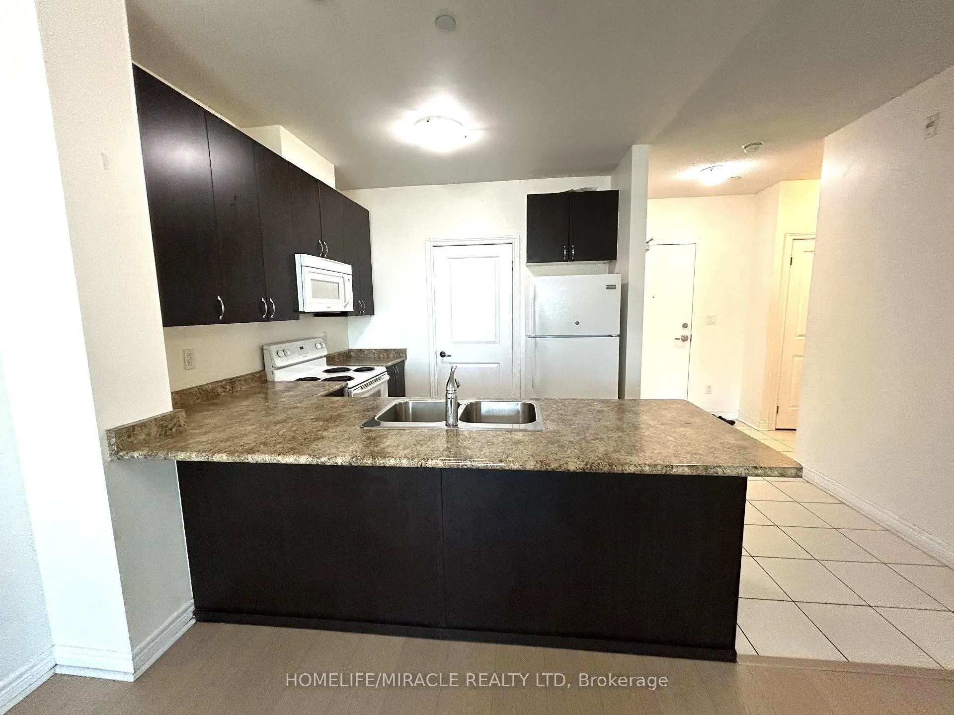 Photo 12 of Unit 423, 7400 Markham Road, Markham, Middlefield — HOMEH