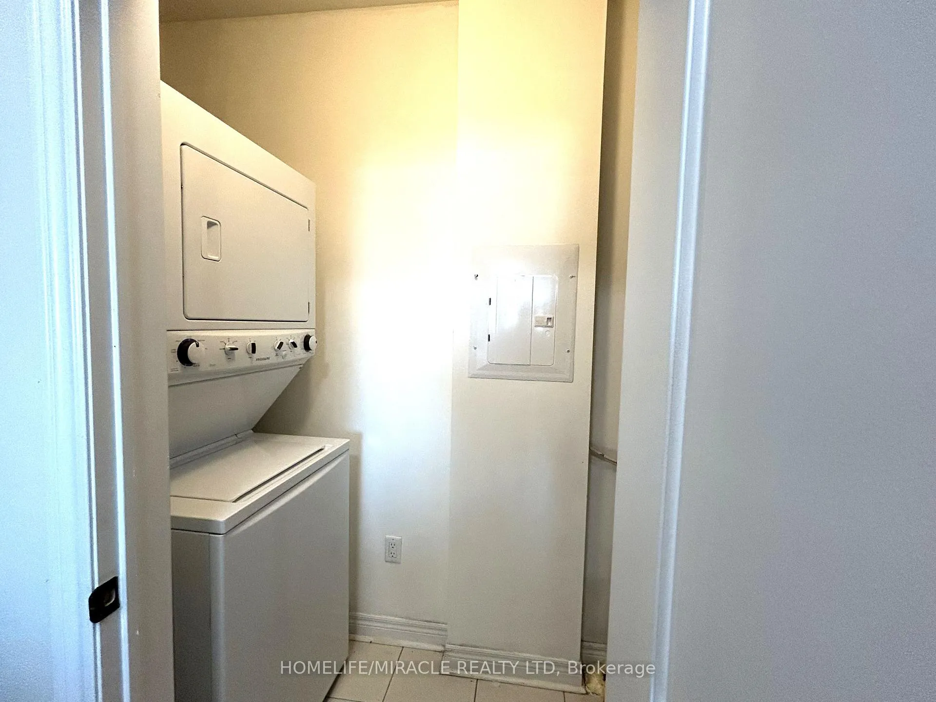 Photo 9 of Unit 423, 7400 Markham Road, Markham, Middlefield — HOMEH