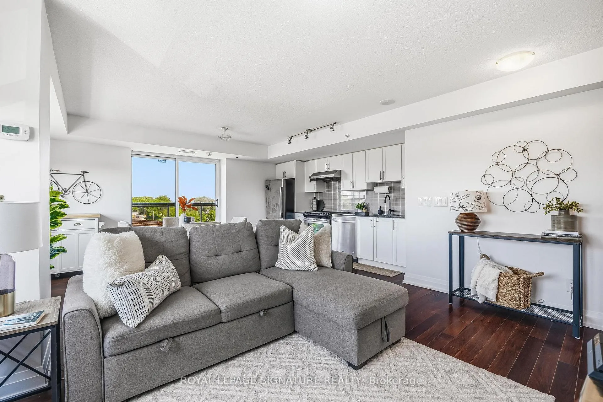 Photo 4 of Unit 601, 3520 Danforth Avenue, Scarborough, Oakridge — HOMEH