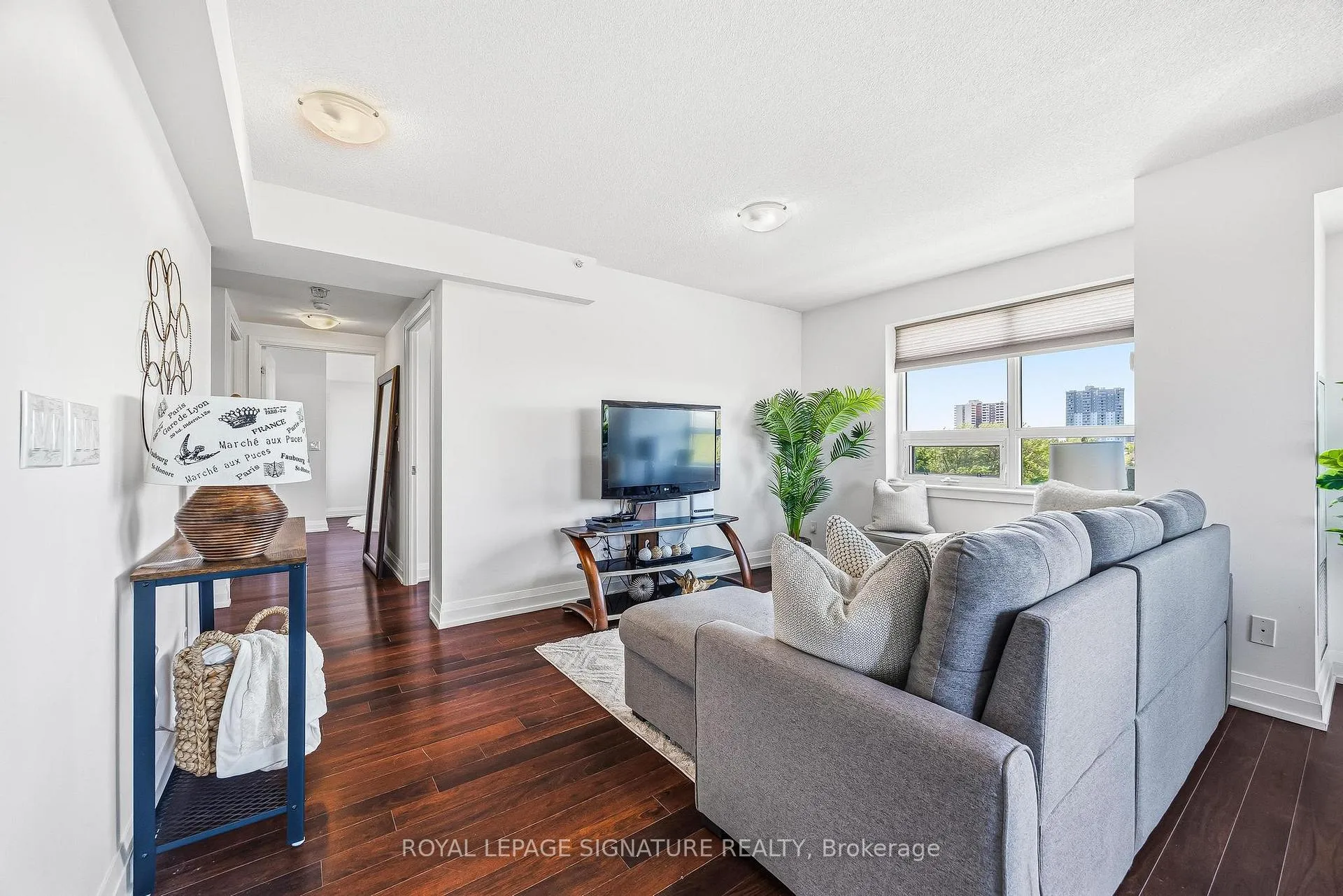 Photo 5 of Unit 601, 3520 Danforth Avenue, Scarborough, Oakridge — HOMEH