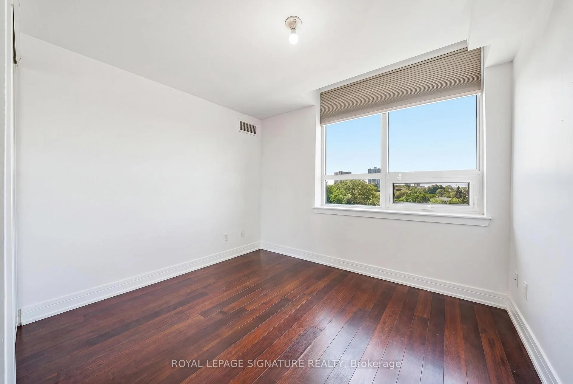 Photo 14 of Unit 601, 3520 Danforth Avenue, Scarborough, Oakridge — HOMEH