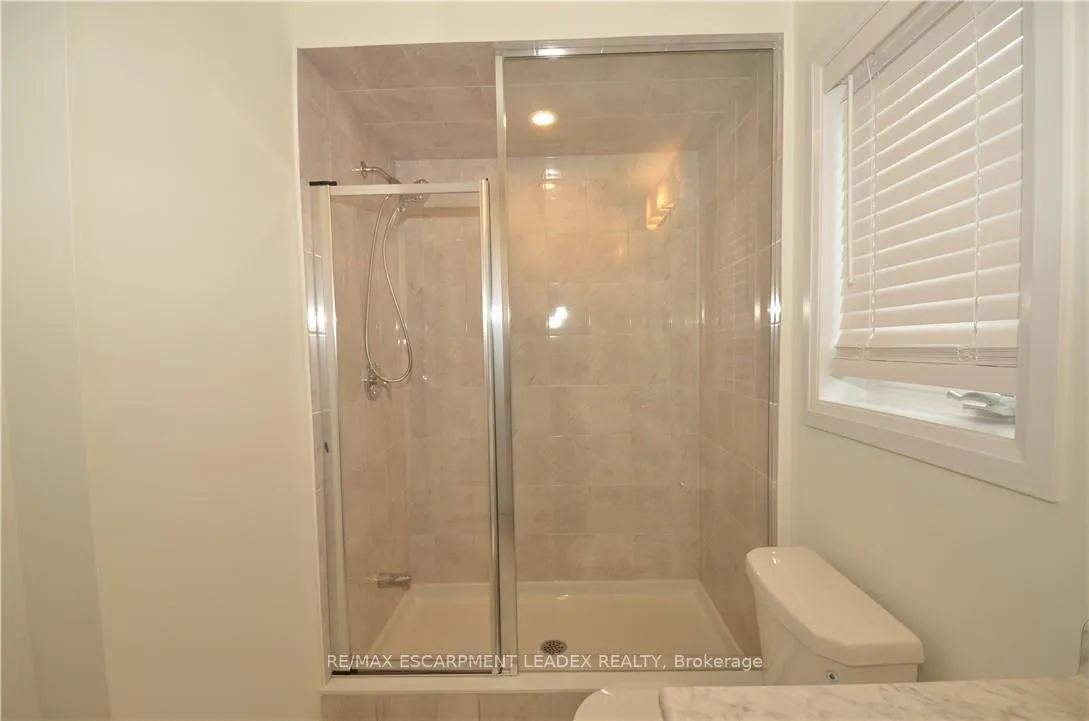 Photo 10 of 10 Heritage Way, Thorold, Rolling Meadows — HOMEH