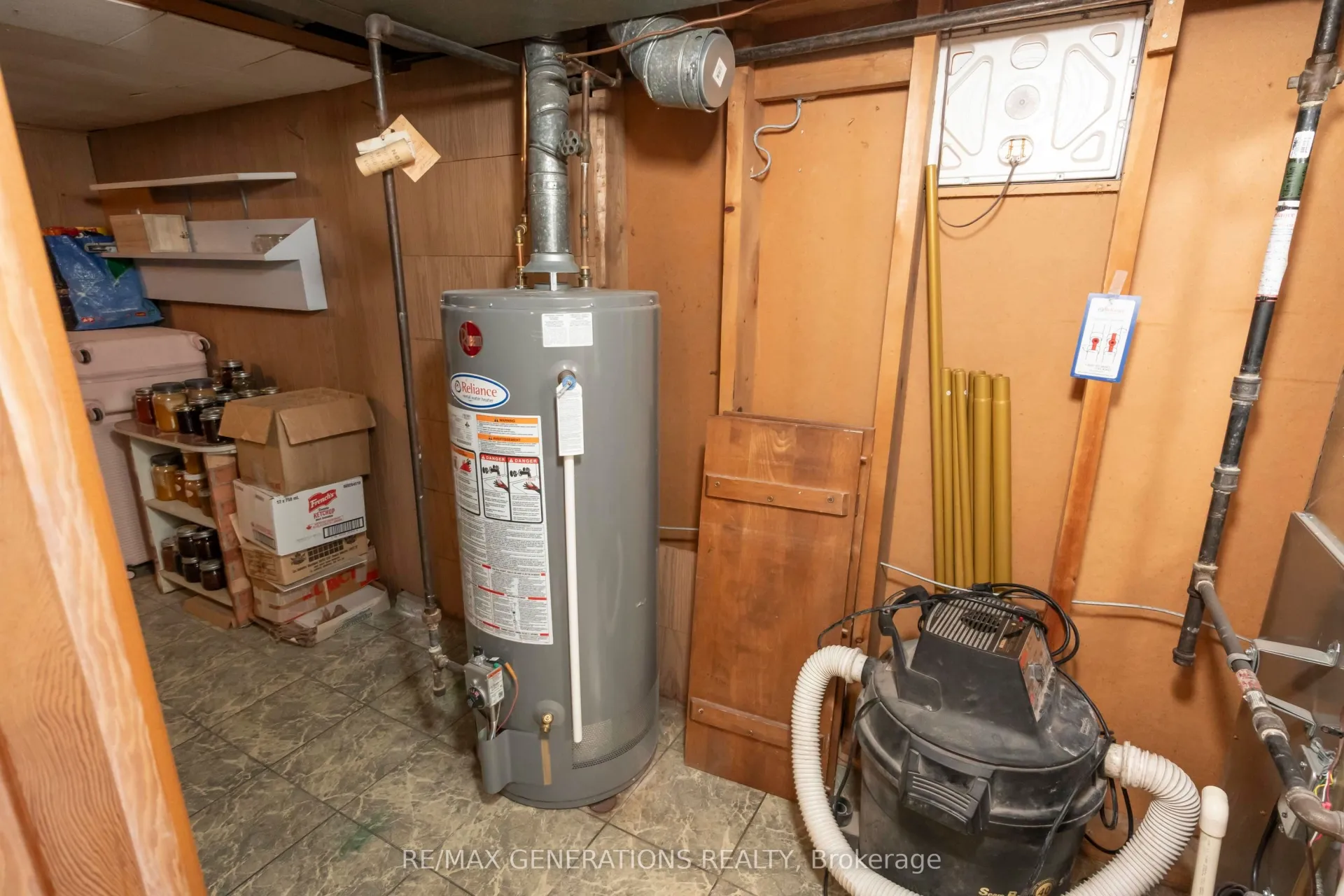 Photo 25 of 112 Ibbetson Street, Thunder Bay, Grandview — HOMEH