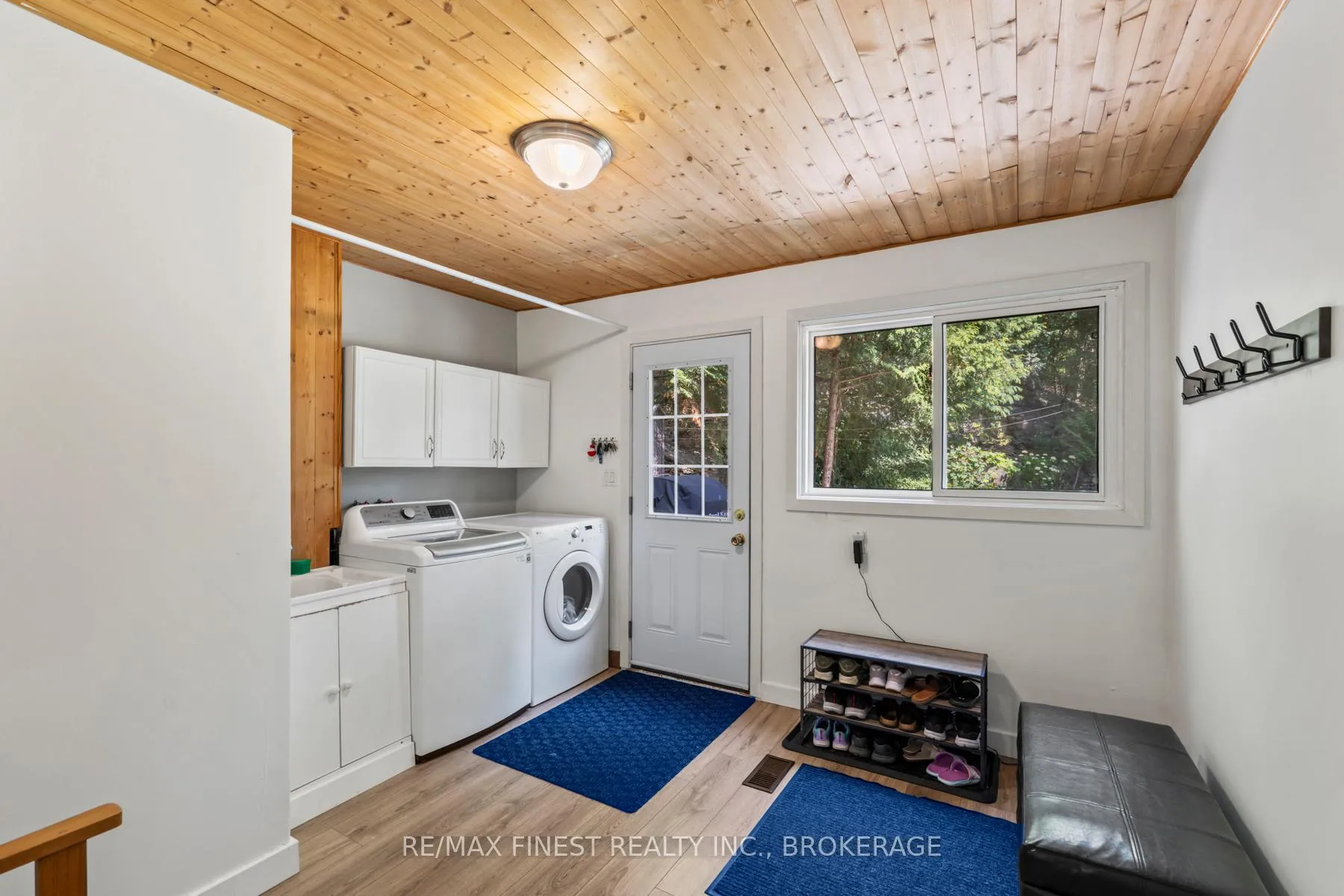 Photo 19 of 3327 Loughborough Drive, Kingston, City North of 401 — HOMEH