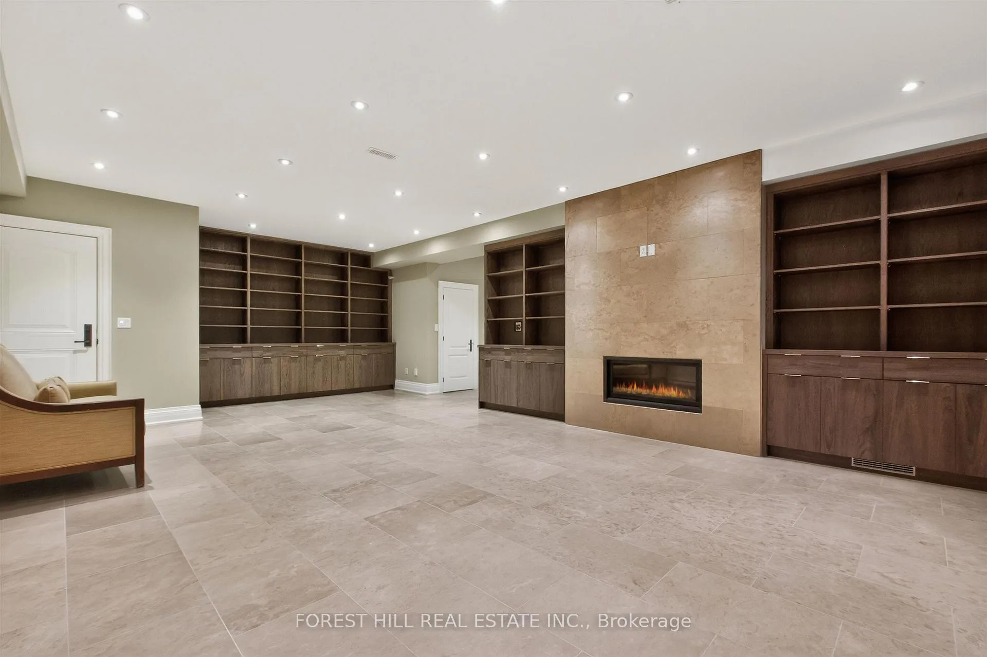Photo 32 of 326 Lytton Boulevard, Toronto, Lawrence Park South — HOMEH