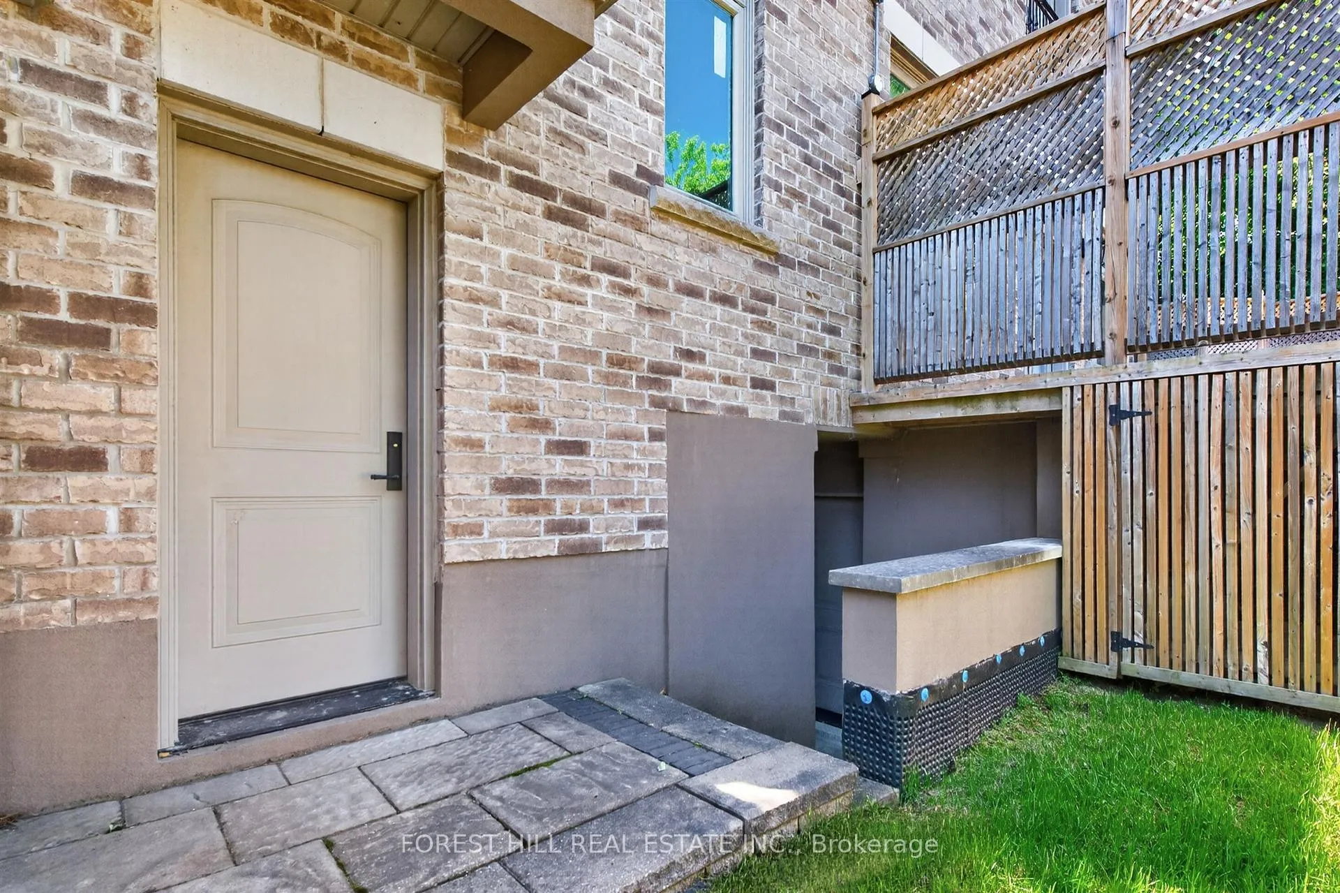 Photo 43 of 326 Lytton Boulevard, Toronto, Lawrence Park South — HOMEH