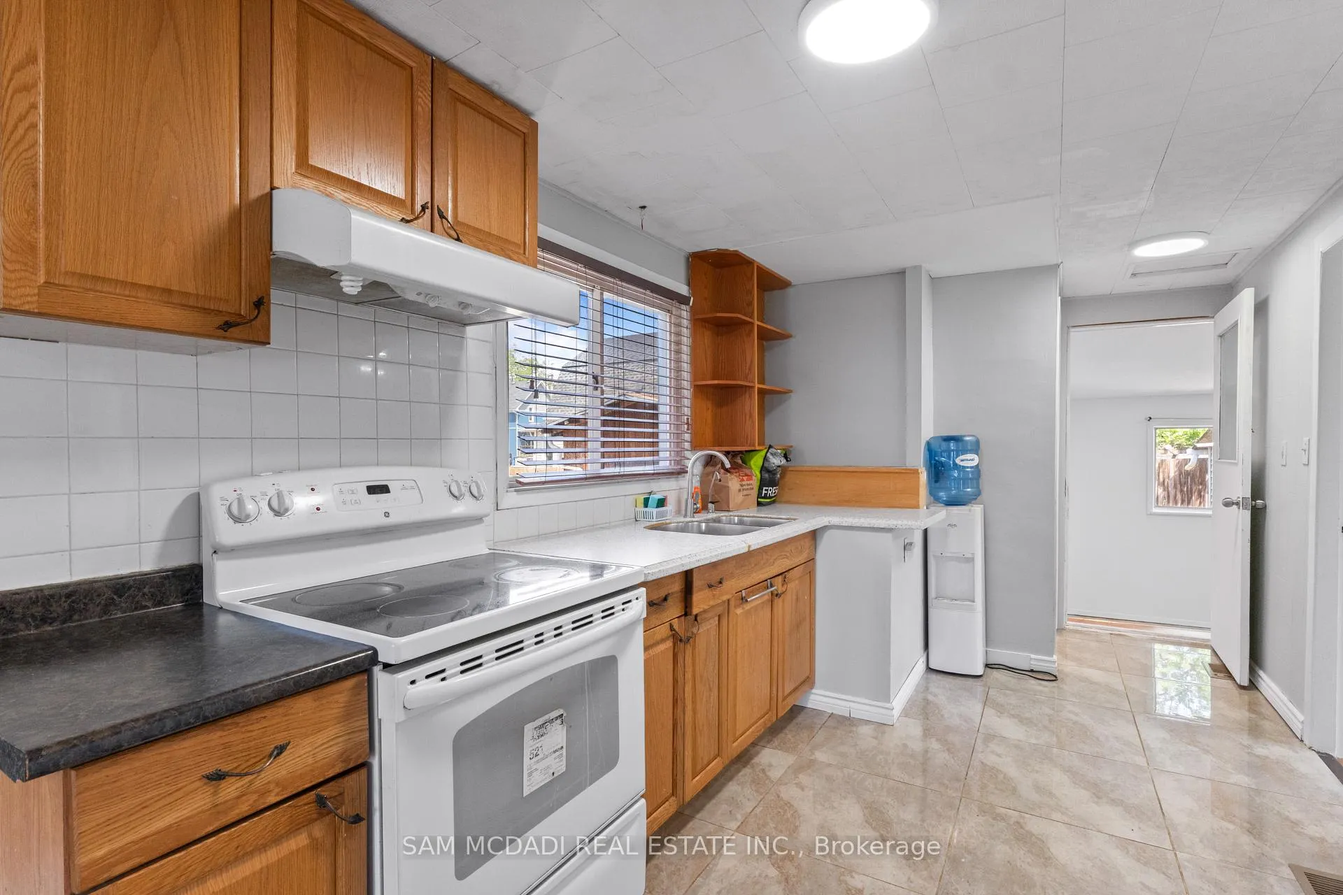 Photo 6 of 5717 Dunn Street, Niagara Falls, Dorchester — HOMEH