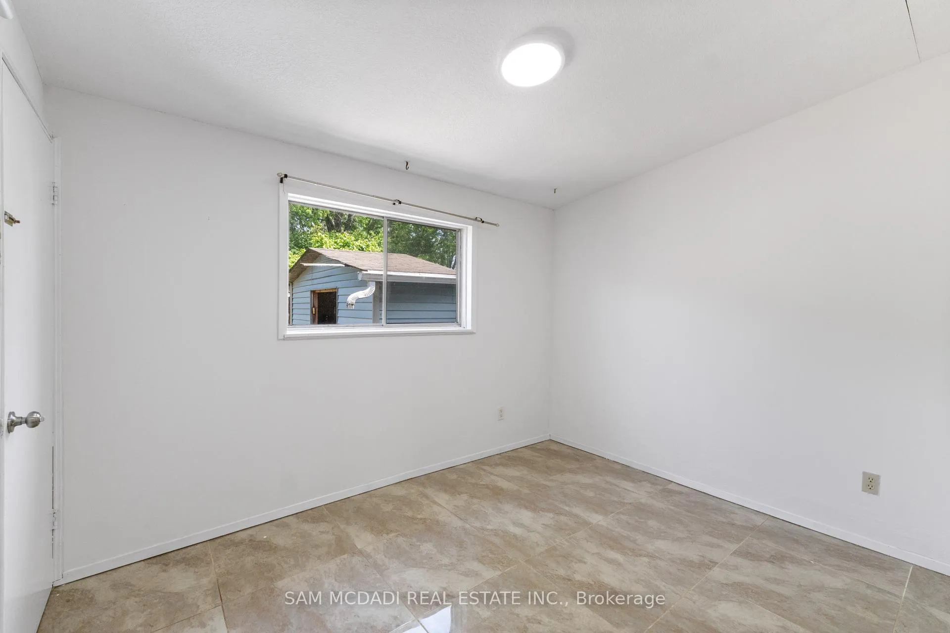 Photo 19 of 5717 Dunn Street, Niagara Falls, Dorchester — HOMEH