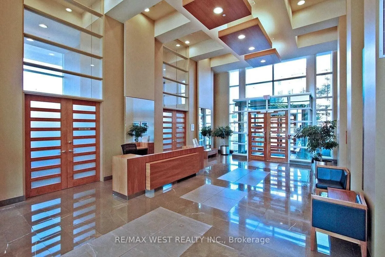 Photo 7 of Unit 3712, 397 Front Street W, Toronto, Waterfront Communities — HOMEH