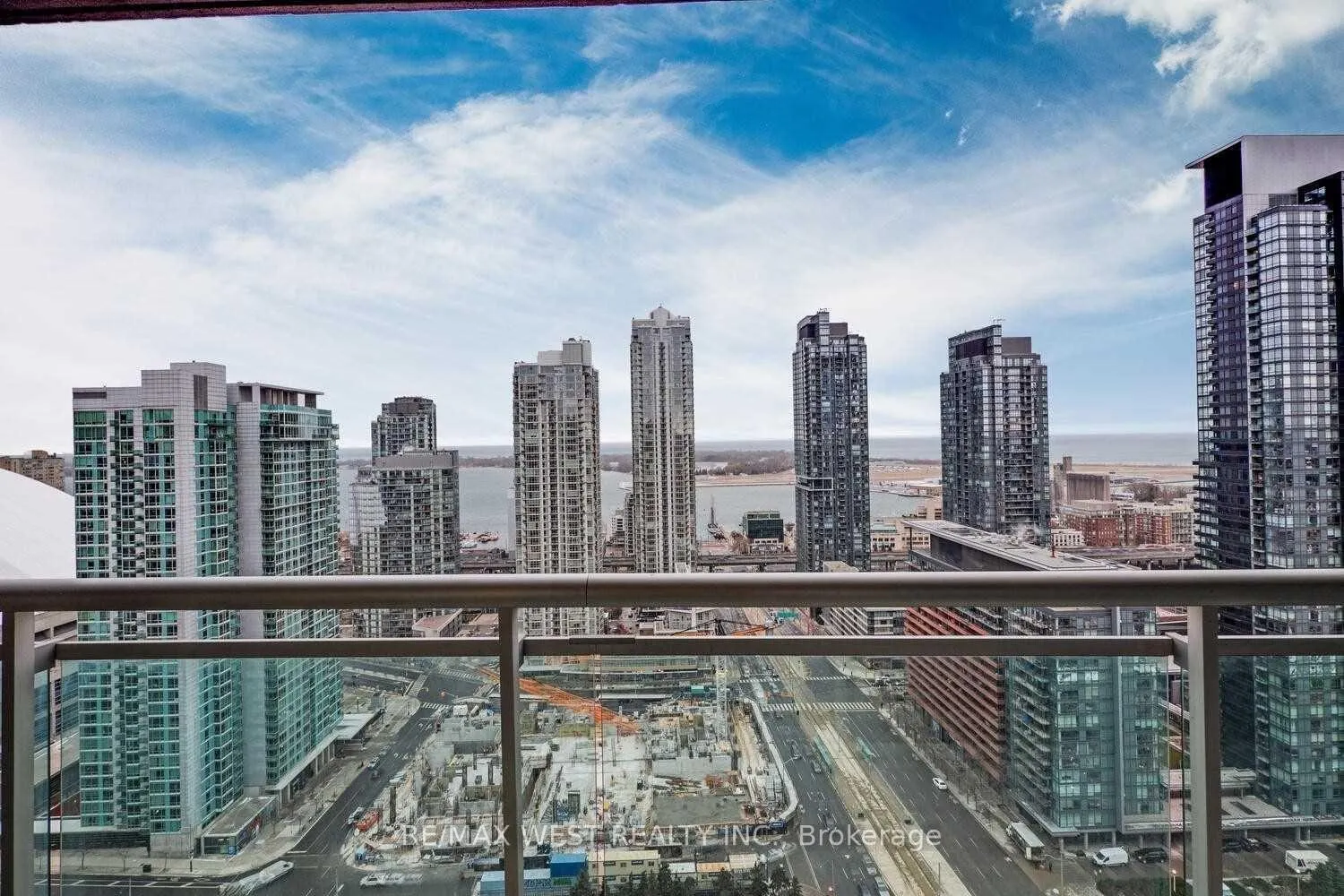 Photo 17 of Unit 3712, 397 Front Street W, Toronto, Waterfront Communities — HOMEH