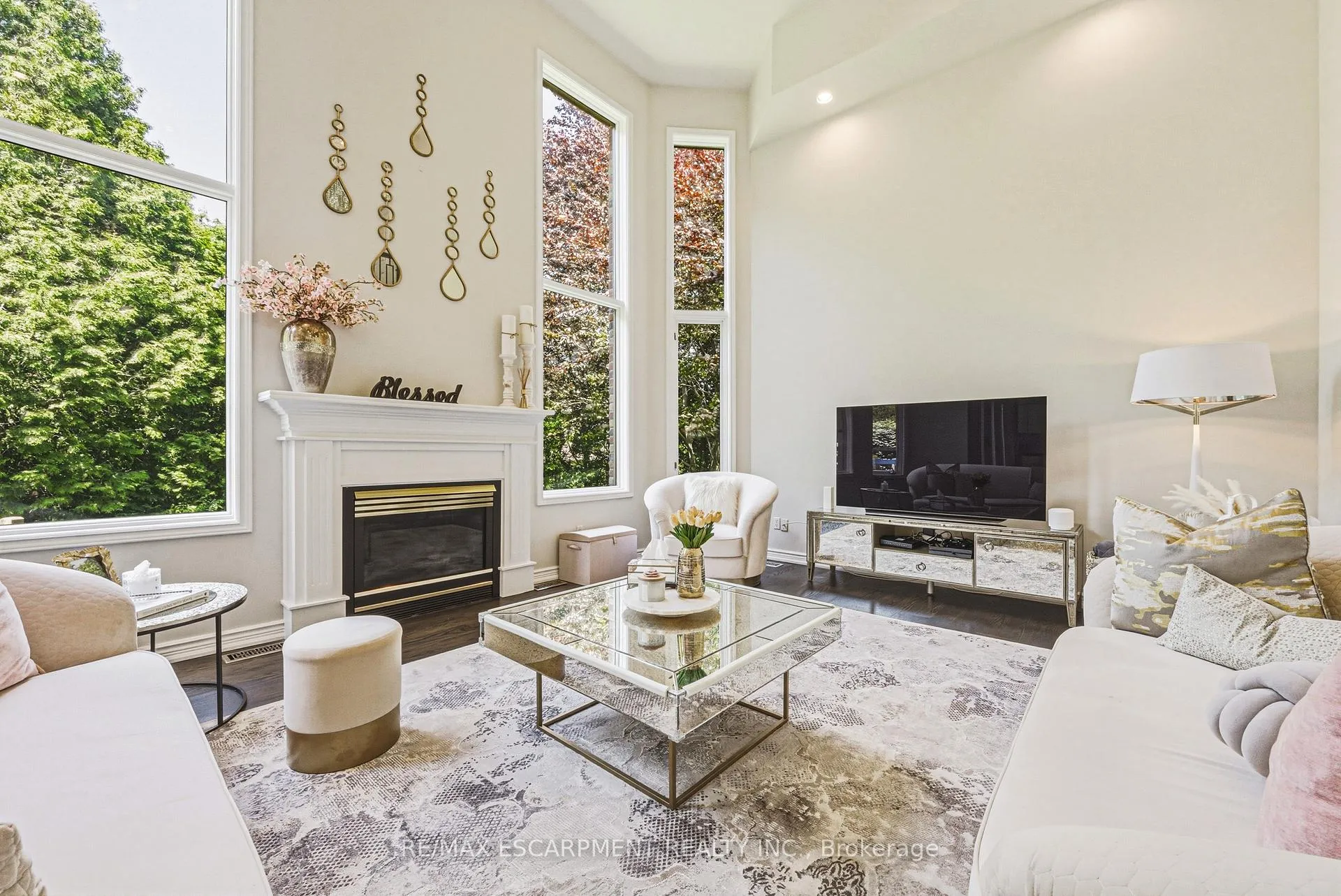 Photo 18 of 399 Golf Links Road, Hamilton, Ancaster — HOMEH