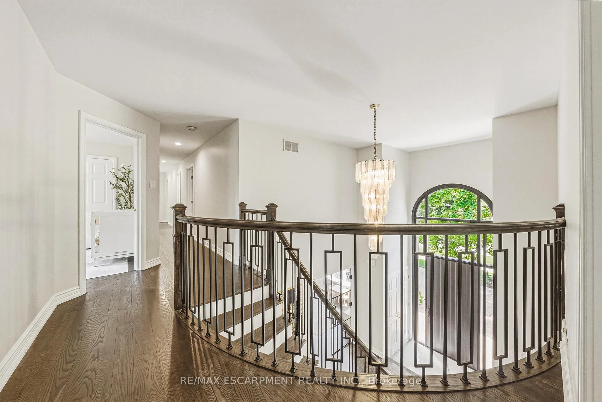 Photo 24 of 399 Golf Links Road, Hamilton, Ancaster — HOMEH