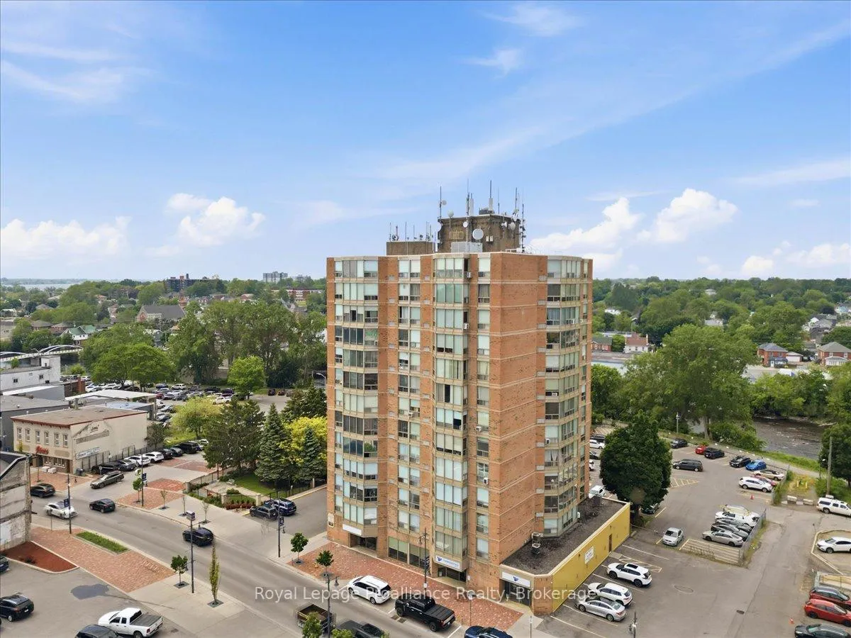 Front of Unit 504, 350 Front Street