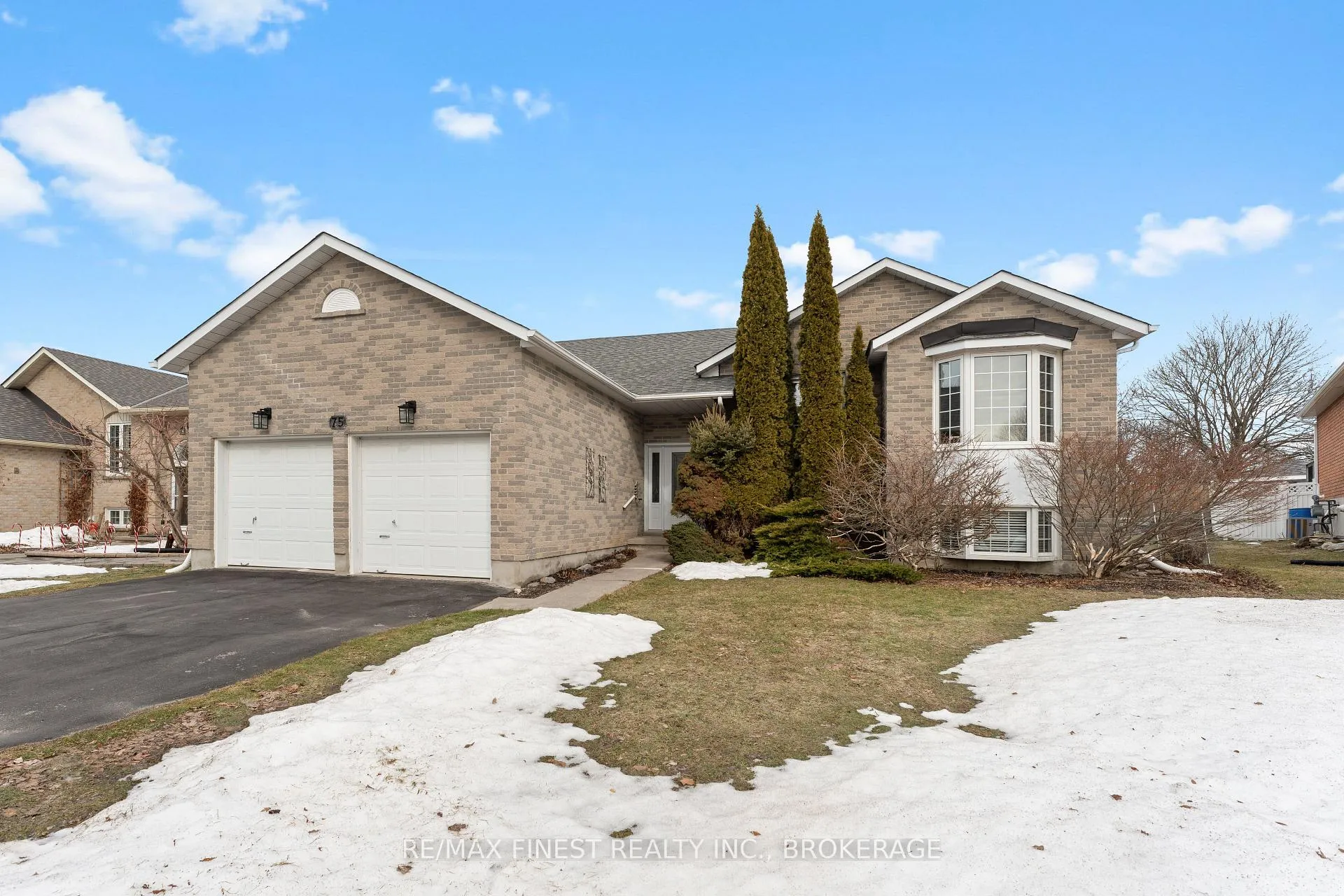 Photo 2 of 75 Barker Drive, Kingston, Kingston East (Incl Barret Crt) — HOMEH