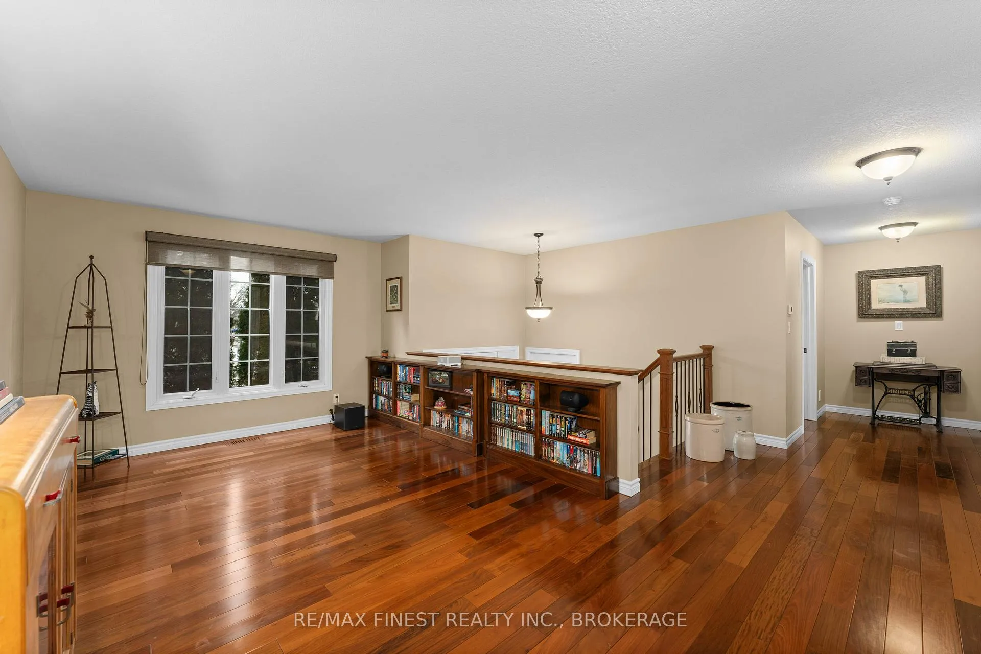 Photo 8 of 75 Barker Drive, Kingston, Kingston East (Incl Barret Crt) — HOMEH