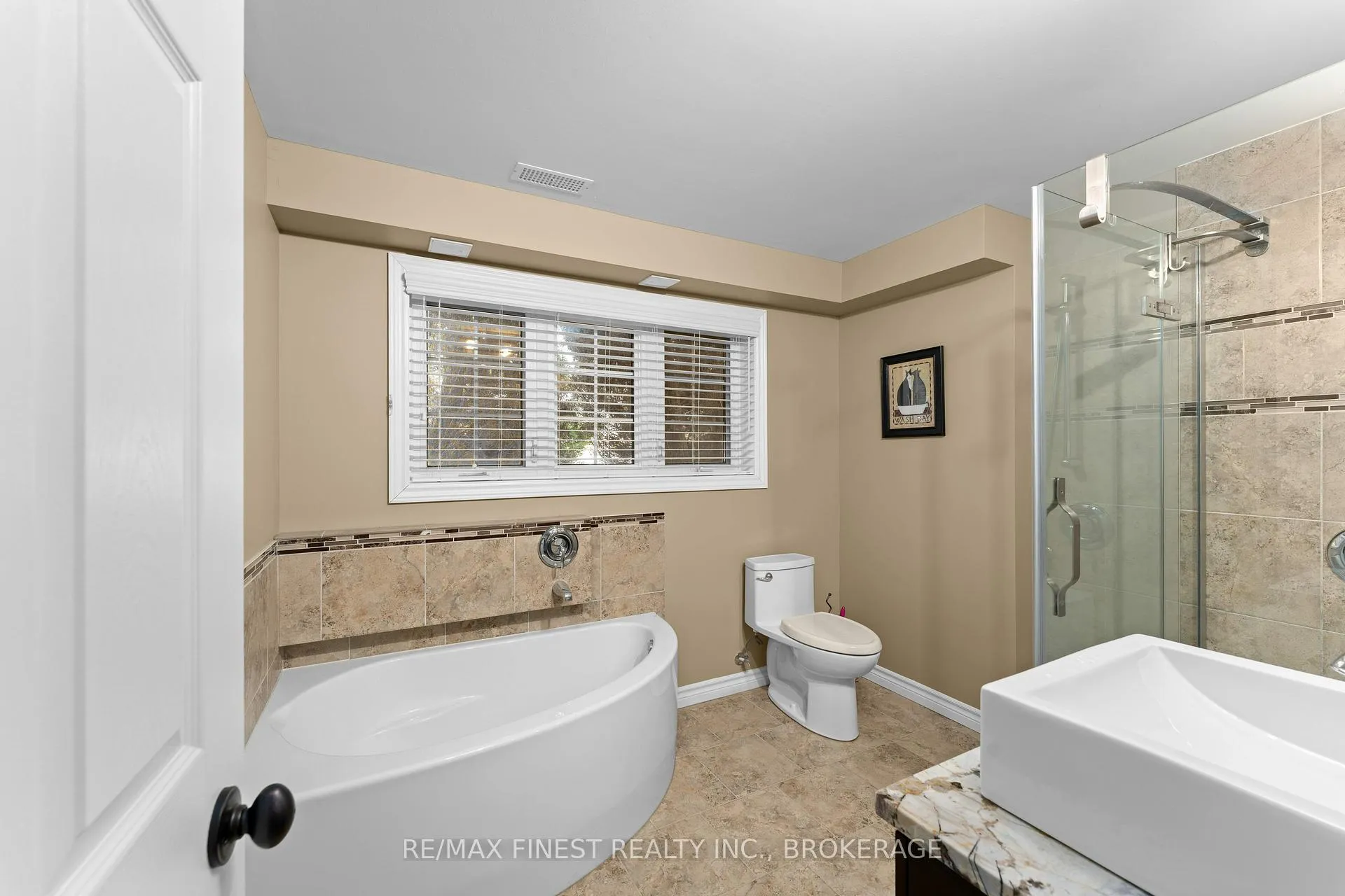 Photo 40 of 75 Barker Drive, Kingston, Kingston East (Incl Barret Crt) — HOMEH