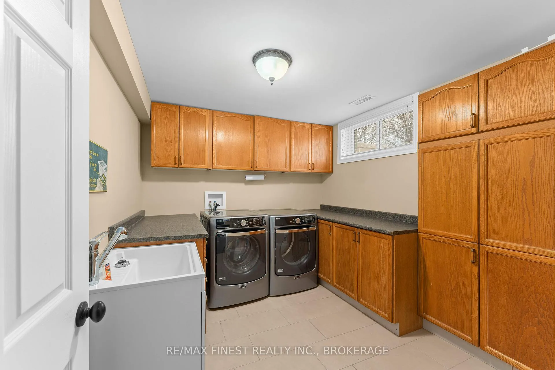 Photo 41 of 75 Barker Drive, Kingston, Kingston East (Incl Barret Crt) — HOMEH