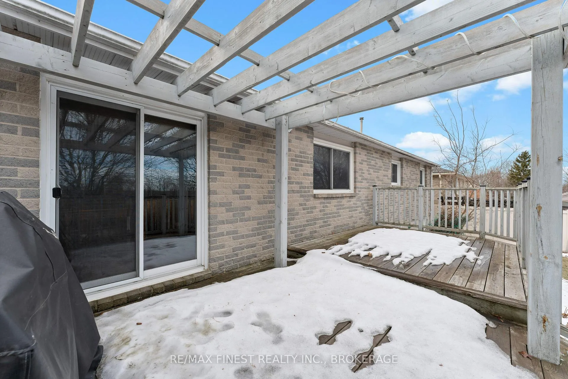Photo 42 of 75 Barker Drive, Kingston, Kingston East (Incl Barret Crt) — HOMEH