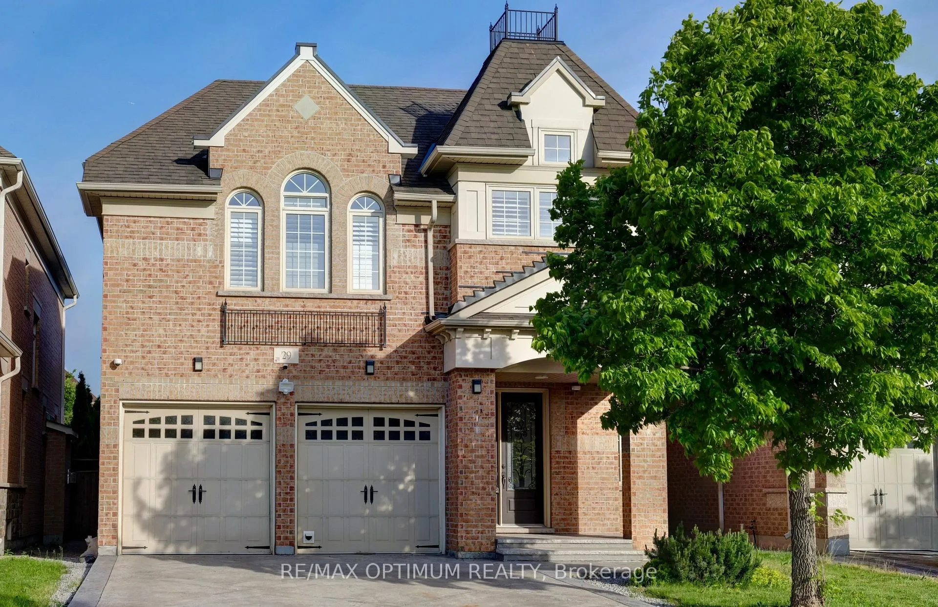 Photo 1 of 29 Legendary Circle, Brampton, Bram West — HOMEH