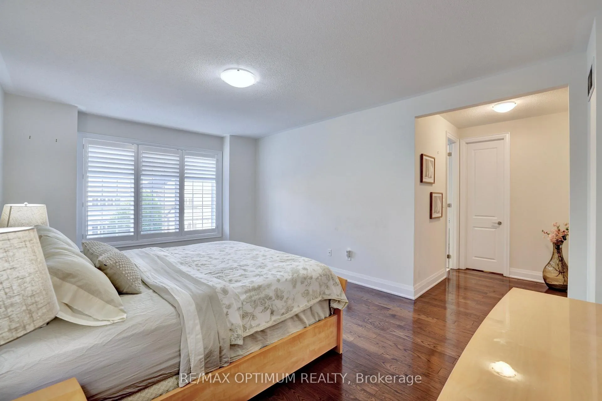 Photo 21 of 29 Legendary Circle, Brampton, Bram West — HOMEH