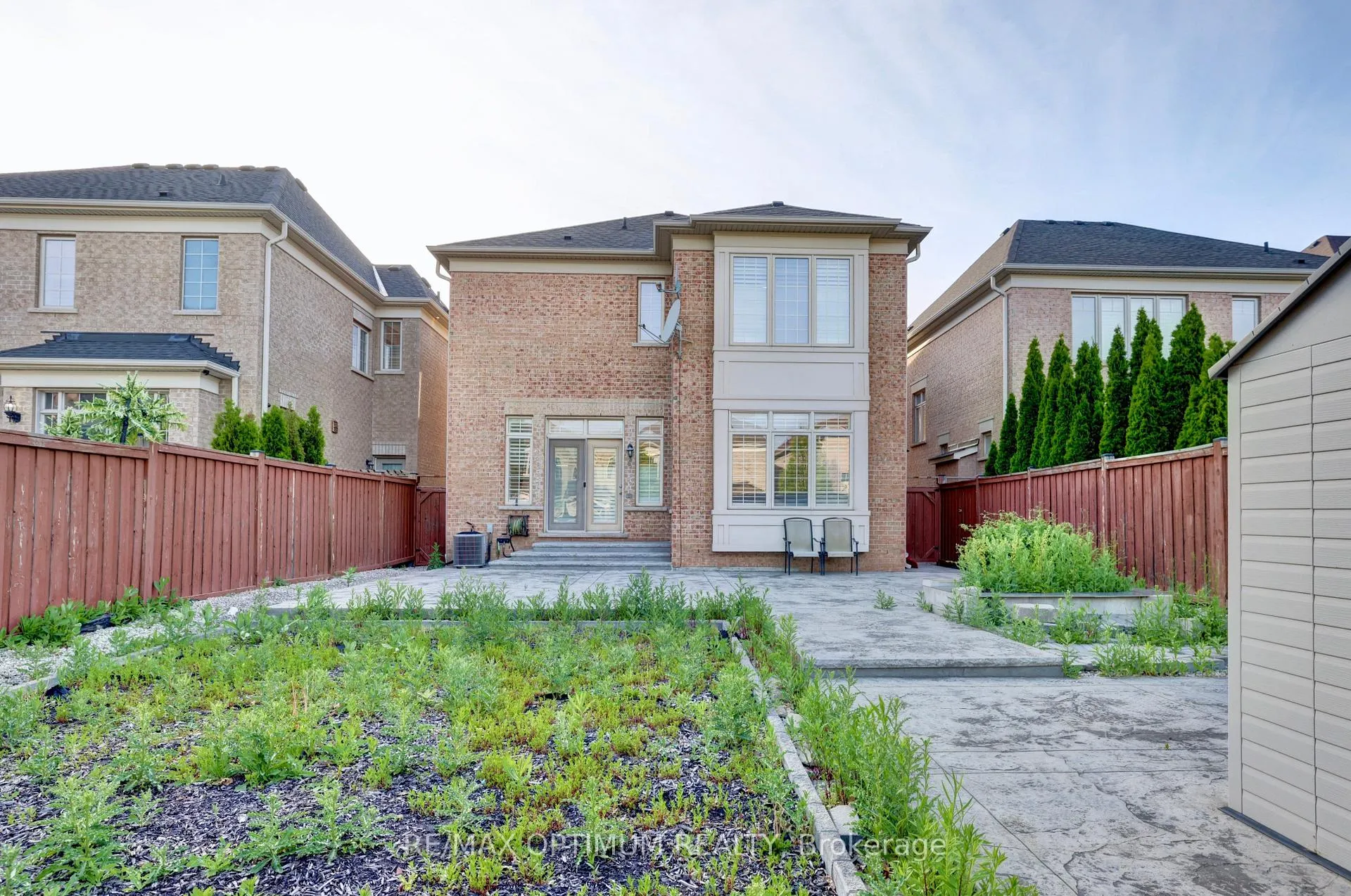 Photo 42 of 29 Legendary Circle, Brampton, Bram West — HOMEH