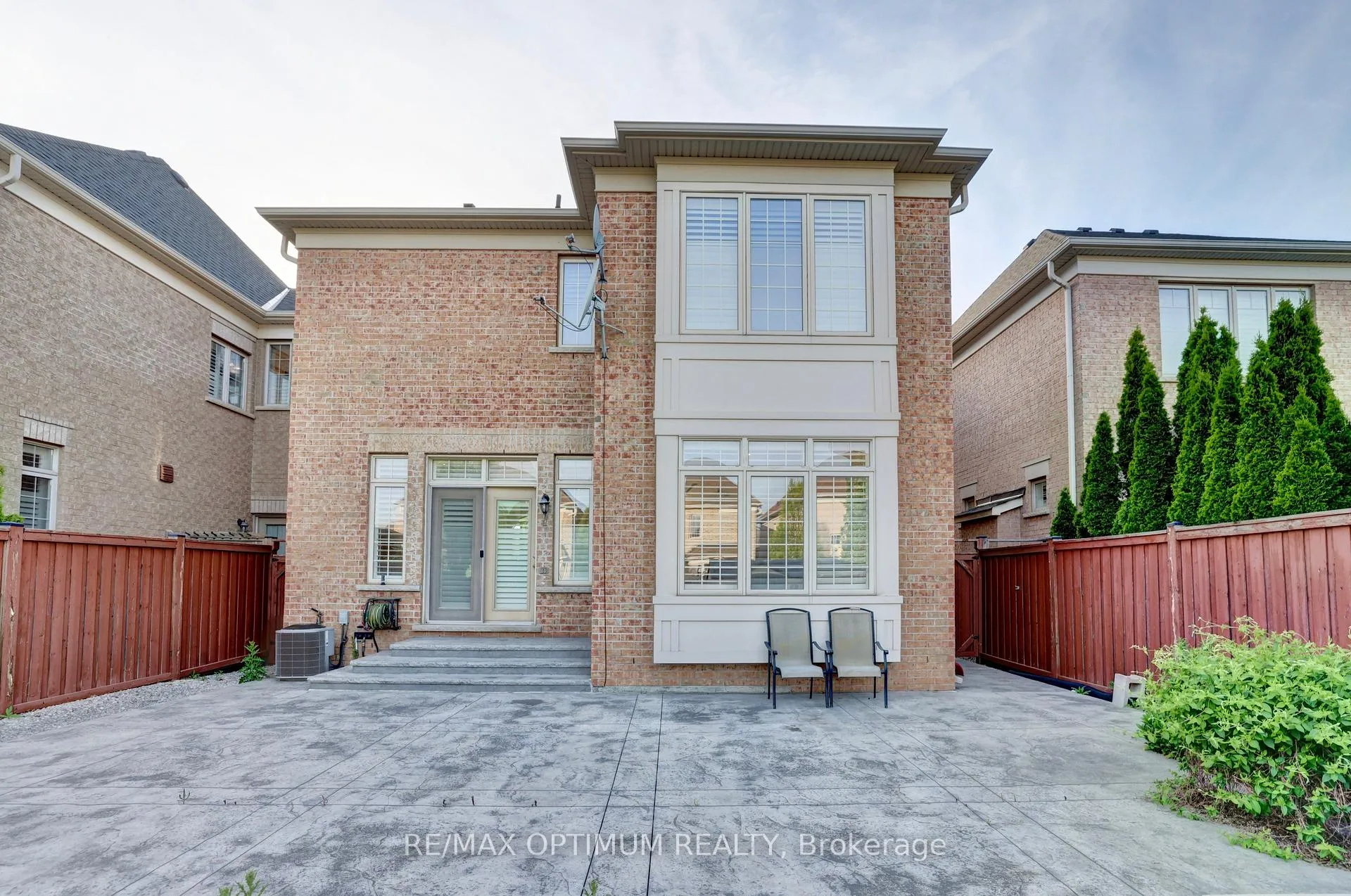 Photo 44 of 29 Legendary Circle, Brampton, Bram West — HOMEH