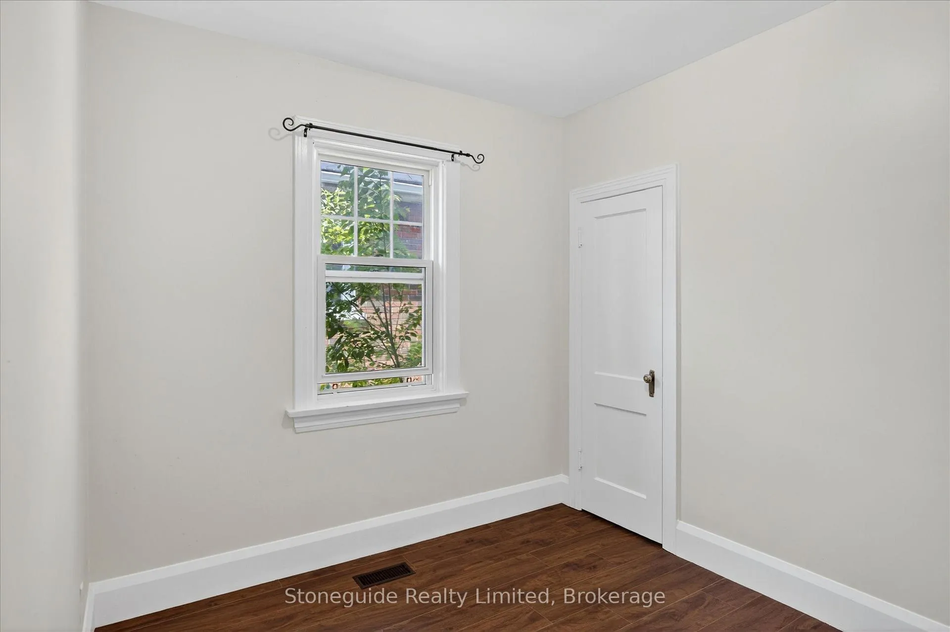 Photo 25 of 534 Douglas Avenue, Peterborough, Town Ward 3 — HOMEH