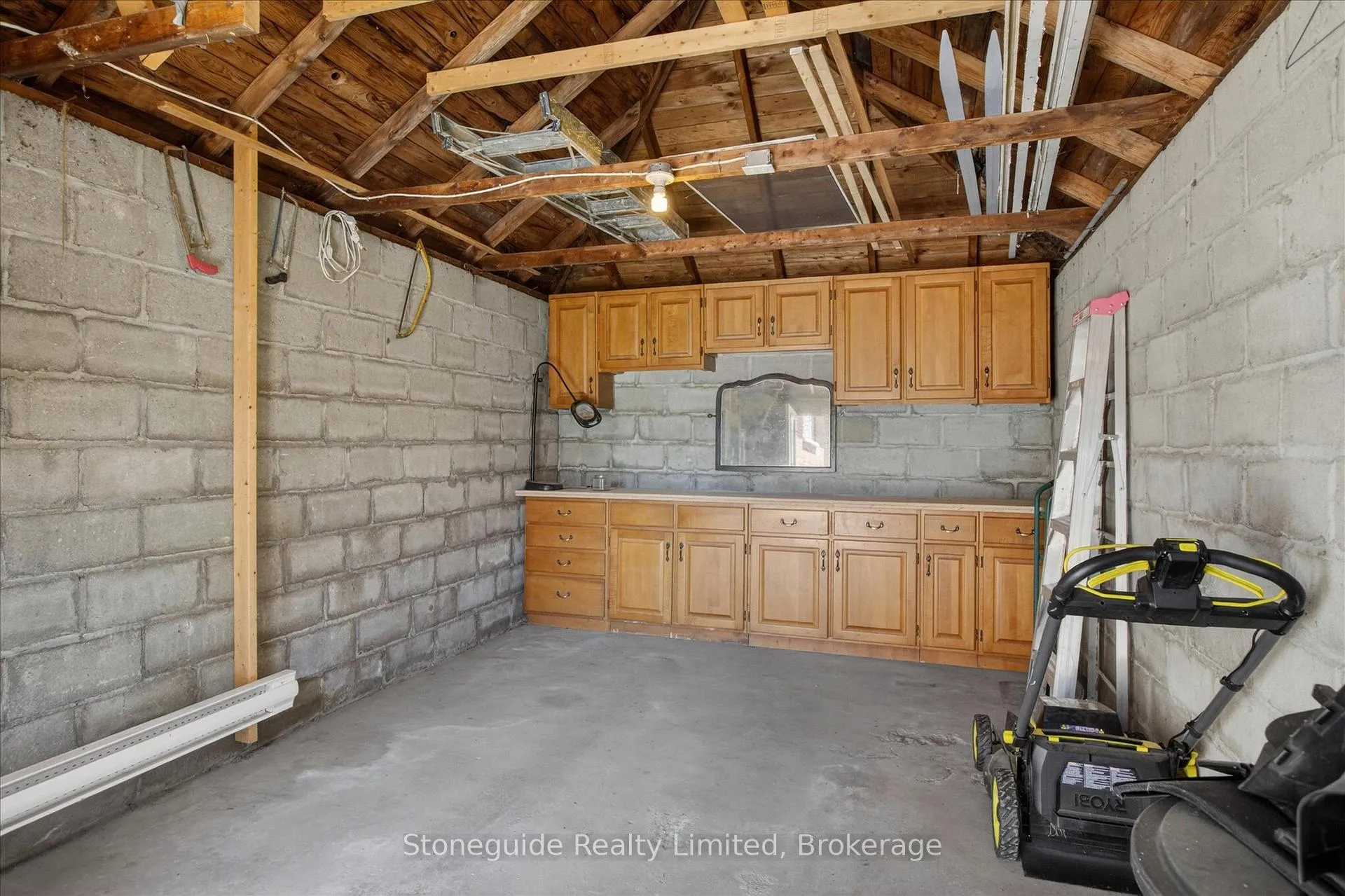 Photo 37 of 534 Douglas Avenue, Peterborough, Town Ward 3 — HOMEH